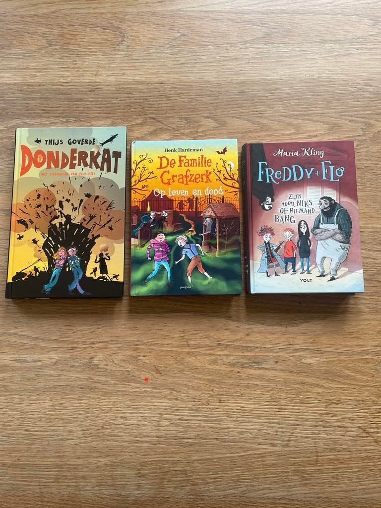 3 Kinderboeken: Donderkat, De Familie Grafzerk, Freddy + Flo, Ophalen of Verzenden, Gelezen, Fictie algemeen