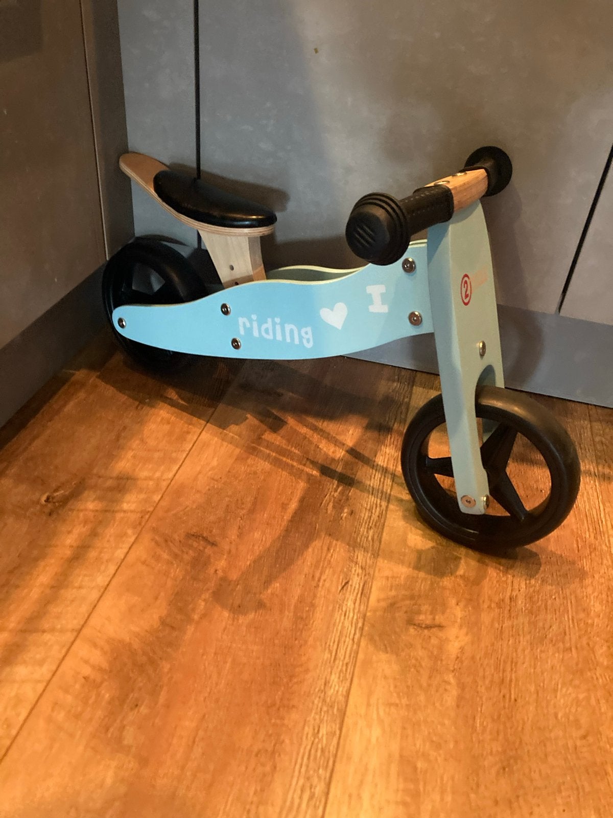 2Cycle 2-in-1 Houten Loopfiets & Driewieler Mint/Turquoise, Ophalen, Zo goed als nieuw, Loopfiets