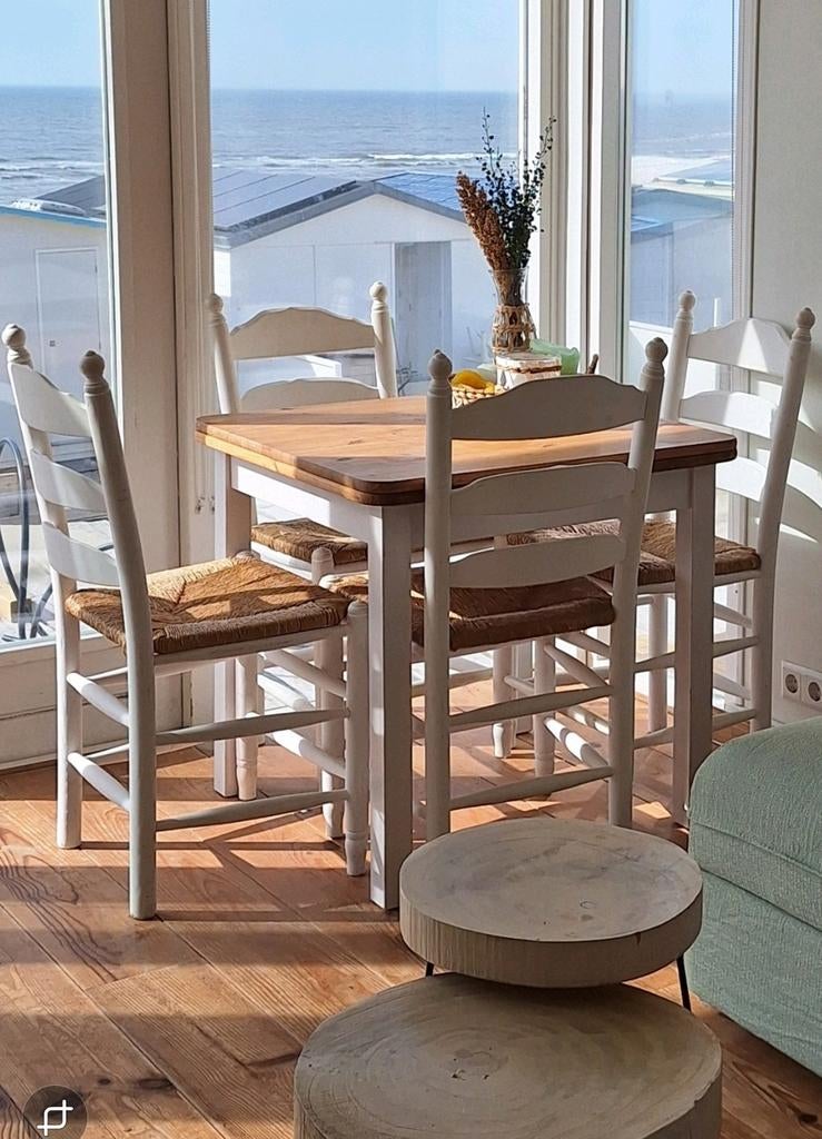 Mooie rieten stoelen (wit) - 4 stuks, Ophalen, Gebruikt, Wit, Vier