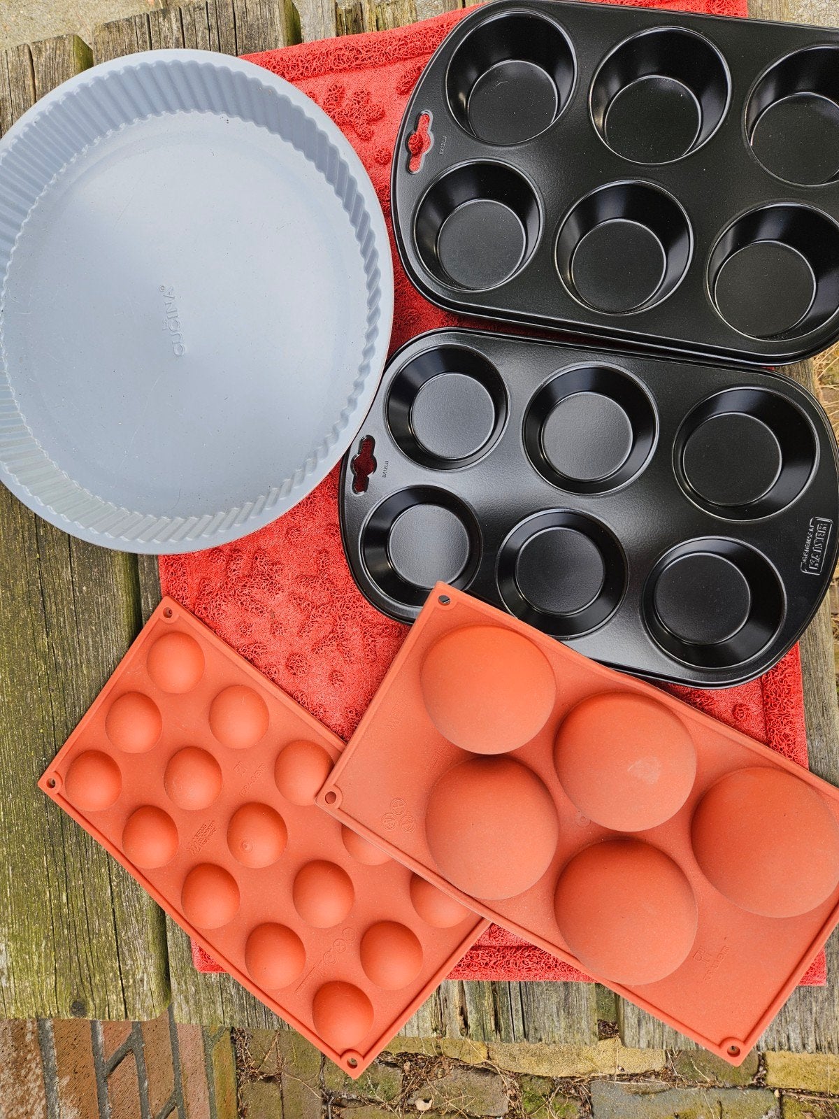 Bakvormen cupcakes, chocolade en boterkoek., Ophalen, Zo goed als nieuw, Cupcakes, Bakvorm