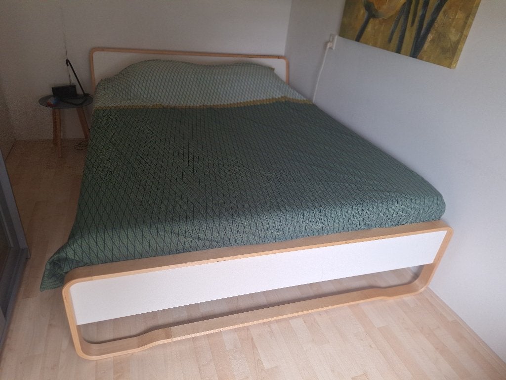 bed  160/200, 2x lattenbodem, bedtafel. Ikea, Huis en Inrichting, Ophalen, Strak, Wit, Tweepersoons