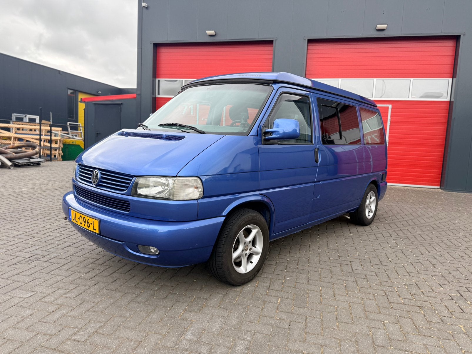 Volkswagen camper 2000 Blauw, westfalia camper., Origineel Nederlands, Bedrijf, Diesel, 88 pk