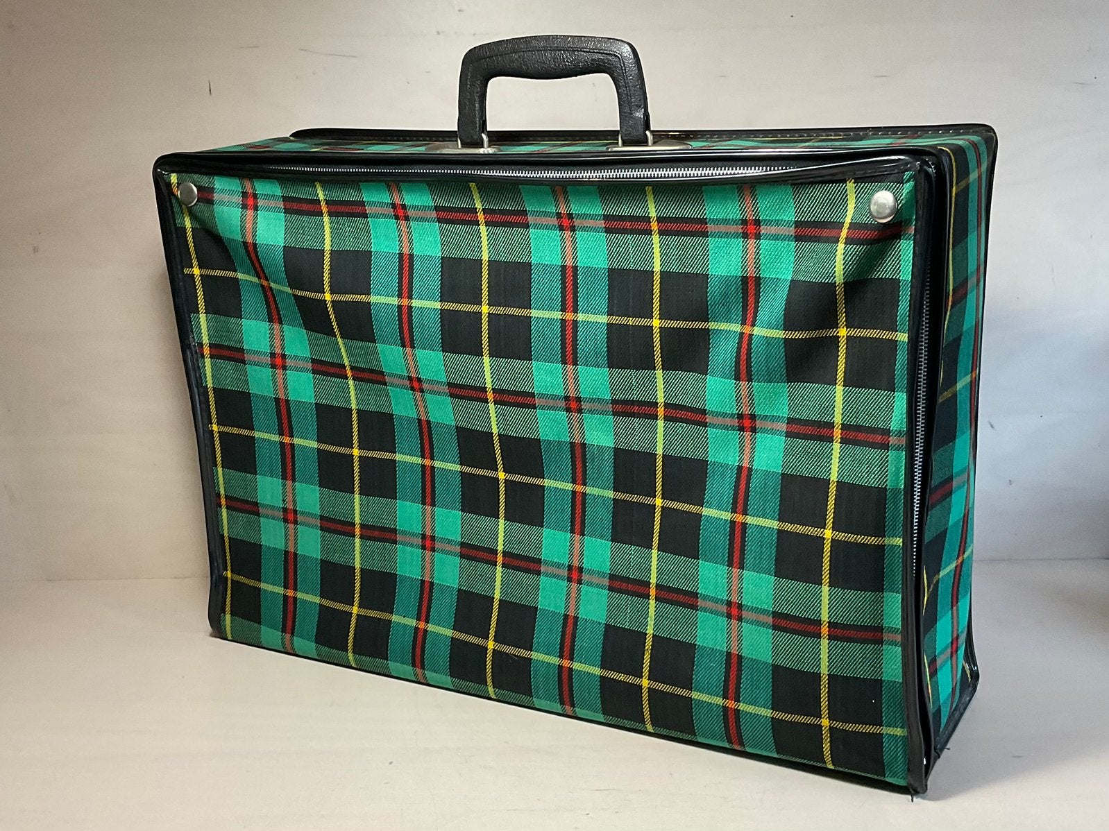 Vouwkoffer groen geel rood afmetingen 50 x 34 x 14 cm, Gebruikt, Minder dan 50 cm, Ophalen of Verzenden, Minder dan 35 cm