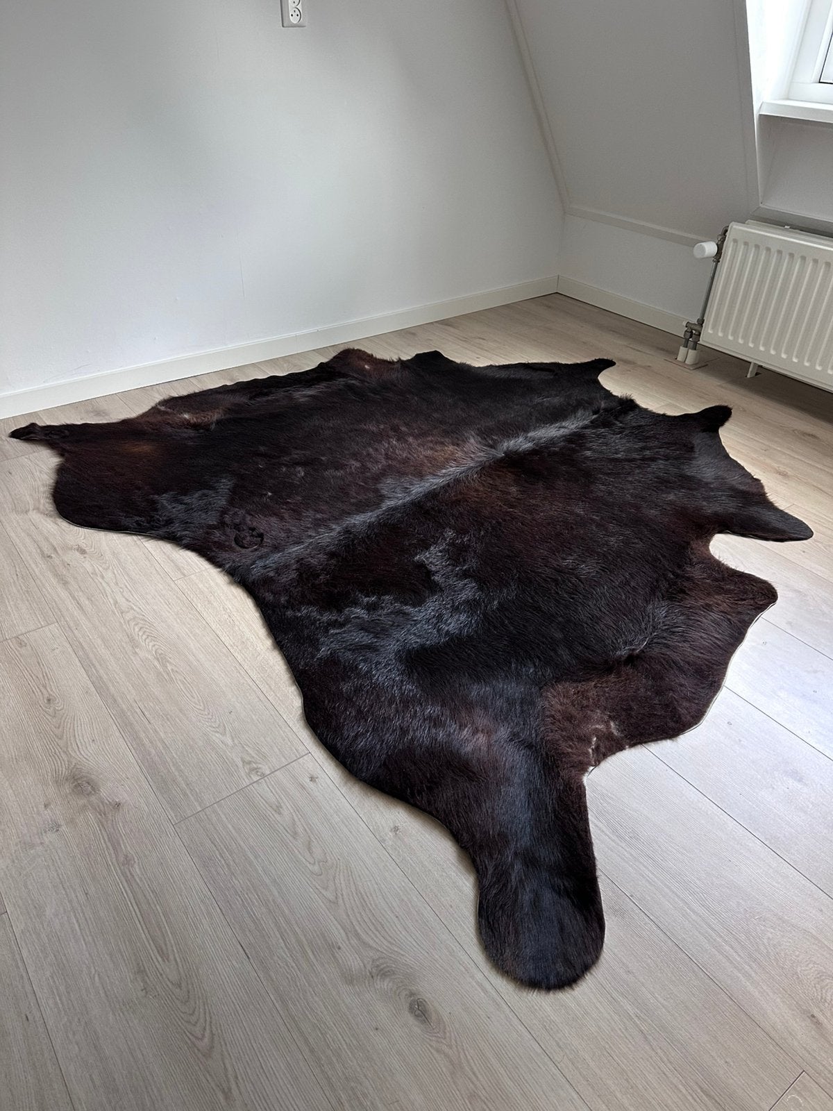 Vloerkleed - koeienvel zwart/bruin - 180x180, Huis en Inrichting, Stoffering | Tapijten en Kleden, Ophalen, Zwart, 200 cm of meer