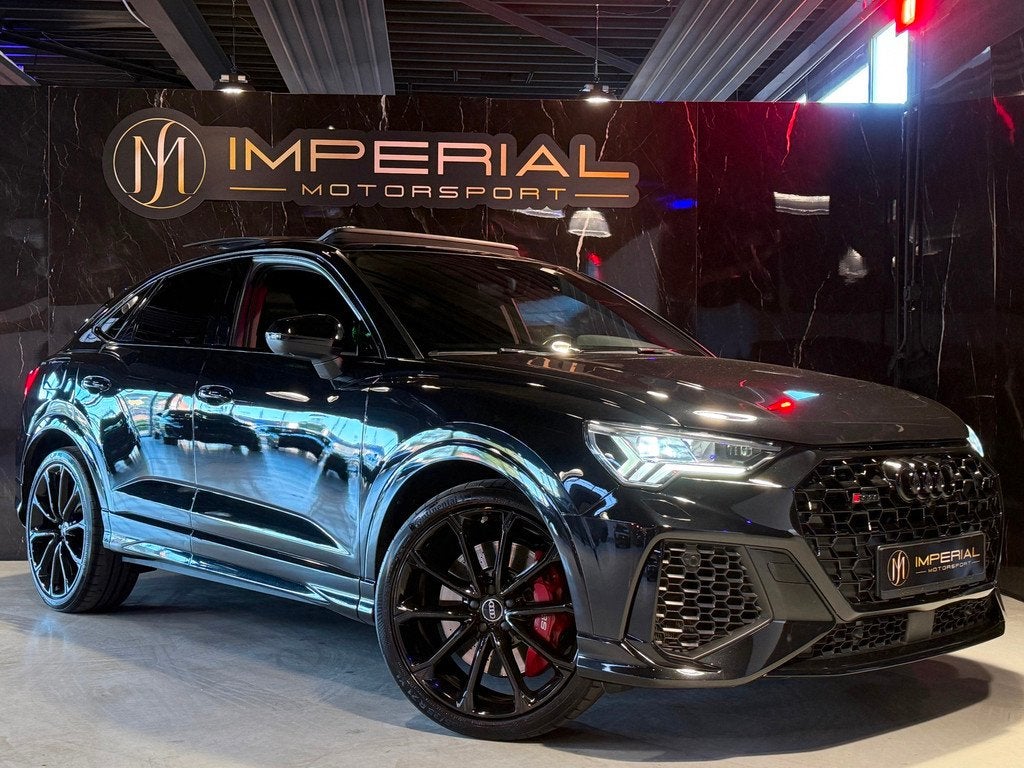 Audi Q3 Sportback TFSI RSQ3 Pano|Trekhaak|Sonos|360|Keyl|Ele, Auto's, Audi, Gebruikt, 1675 kg, Zwart, 10 km/l