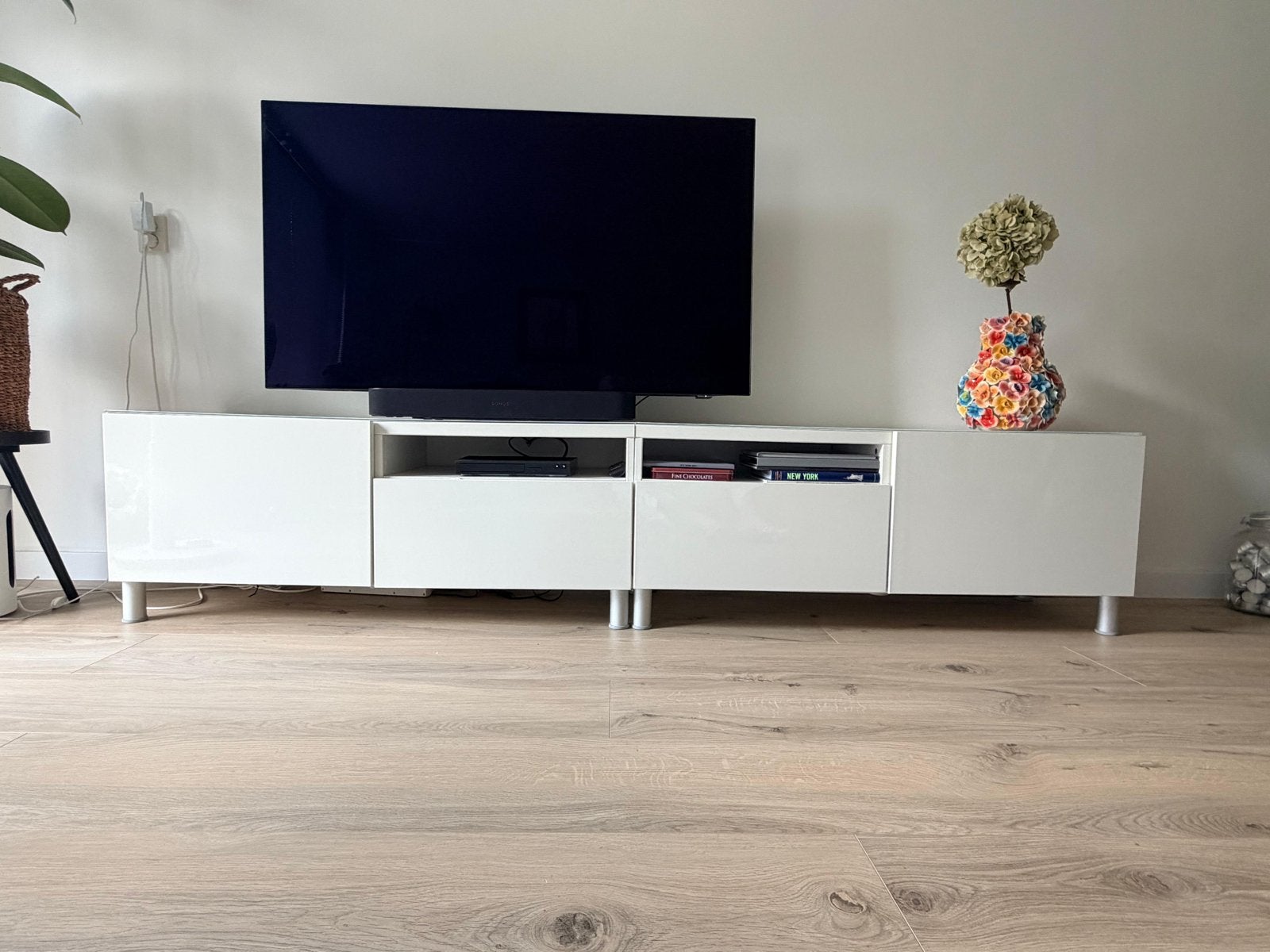IKEA Besta tv meubel wit hoogglans, Ophalen, Kunststof, Zo goed als nieuw, 200 cm of meer