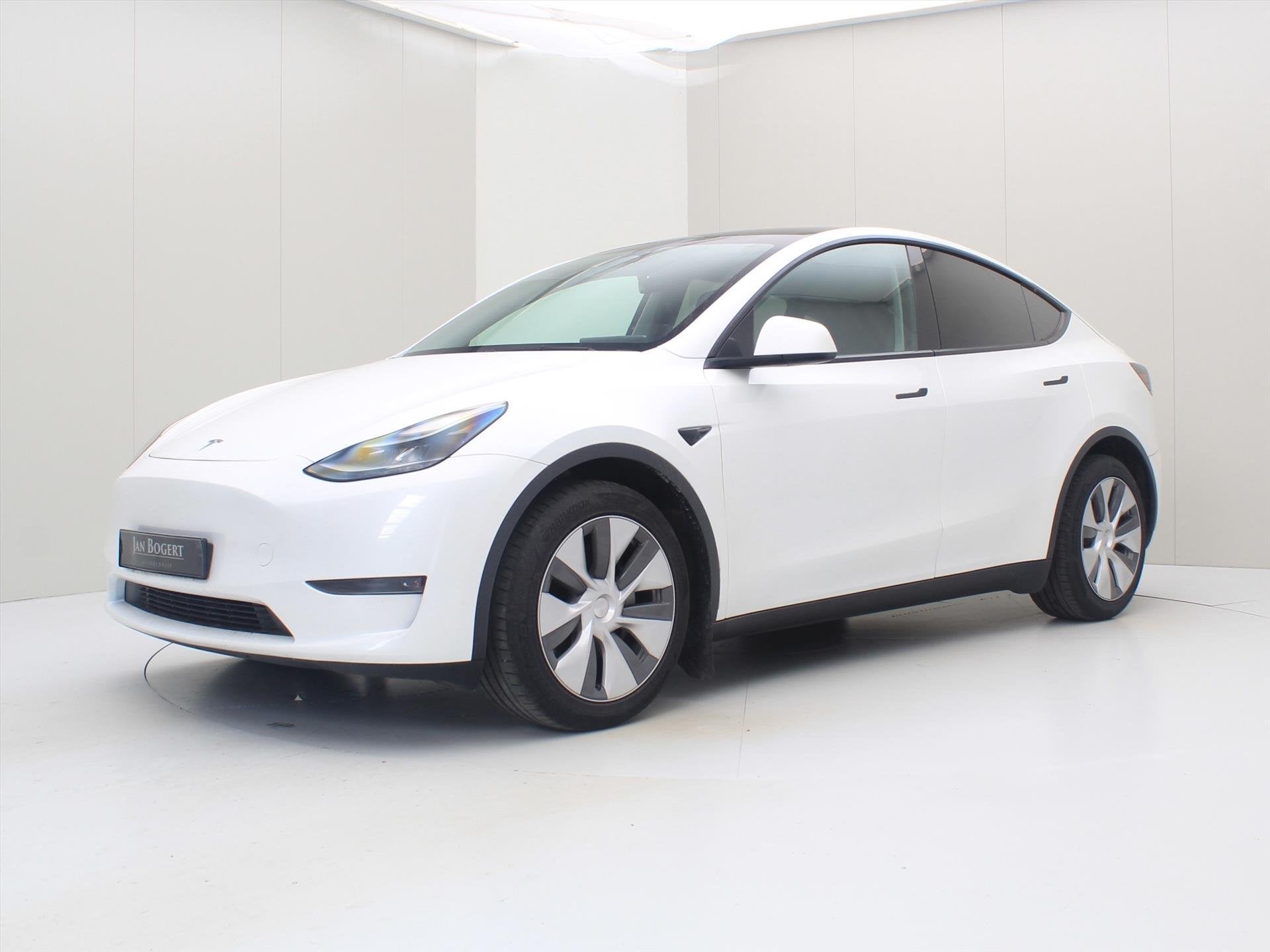 Tesla Model Y Long-Range AWD 351pk 75 kWh [ AMD RYZEN+AUTOPI, Automaat, Gebruikt, Zwart, Adaptive Cruise Control