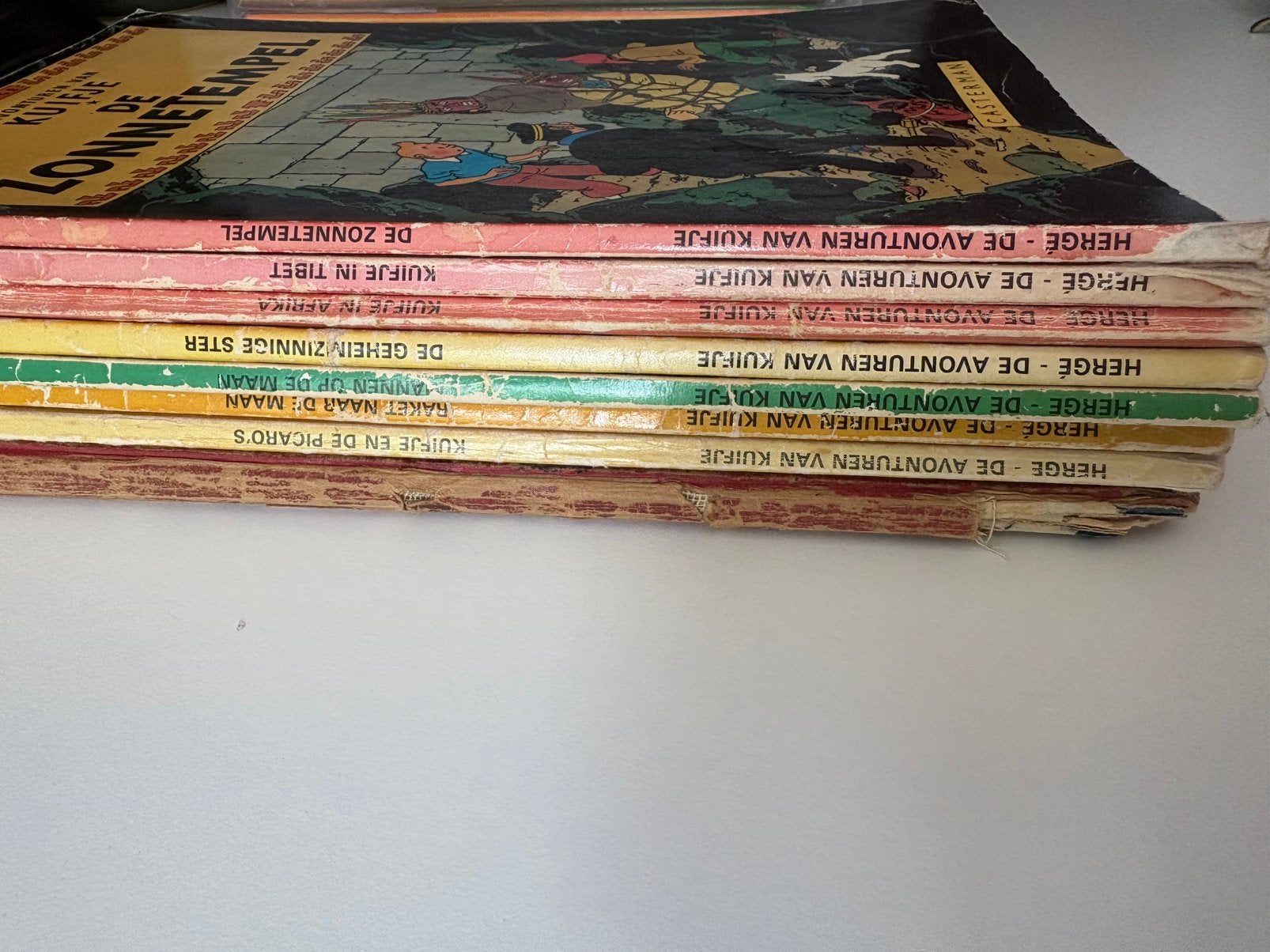 Stapel oude kuifje boeken, Boeken, Partijen en Verzamelingen, Ophalen, Gelezen, Stripboeken
