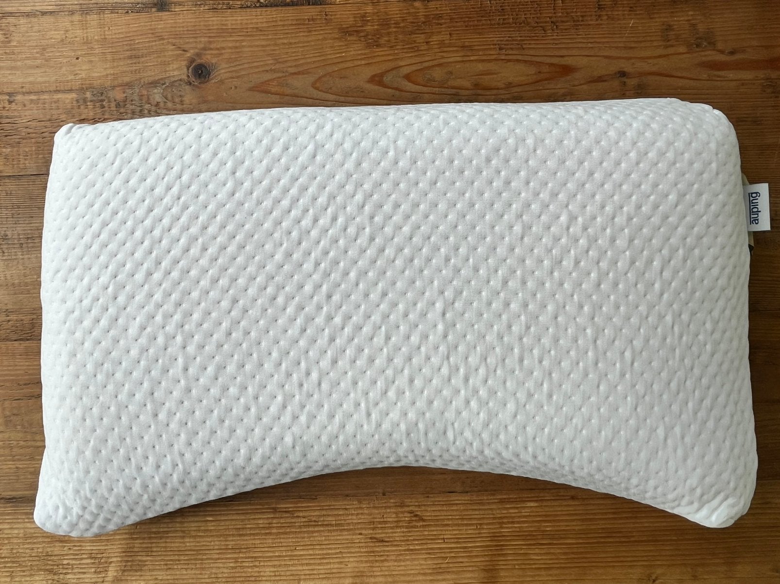 Z.G.A.N: koel latex Auping Prestige 10 cm medium hoofdkussen, Eenpersoons, Verzenden, Wit, Zo goed als nieuw