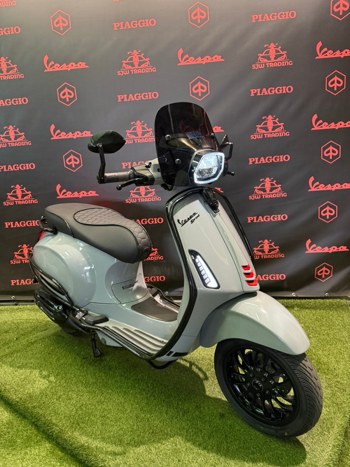 Vespa Sprint 2018 Snor/Brom Nardo Grey / RS Zadel / Garantie, Ophalen of Verzenden, Benzine