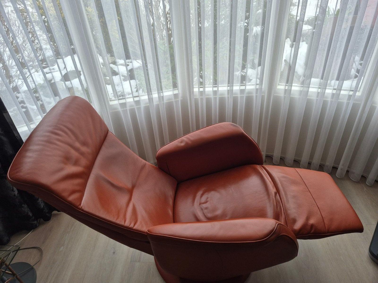 Comfortabele relaxfauteuil in terra leer, Huis en Inrichting, Fauteuils, Ophalen, Modern, Comfortabel, Gebruikt, 75 tot 100 cm