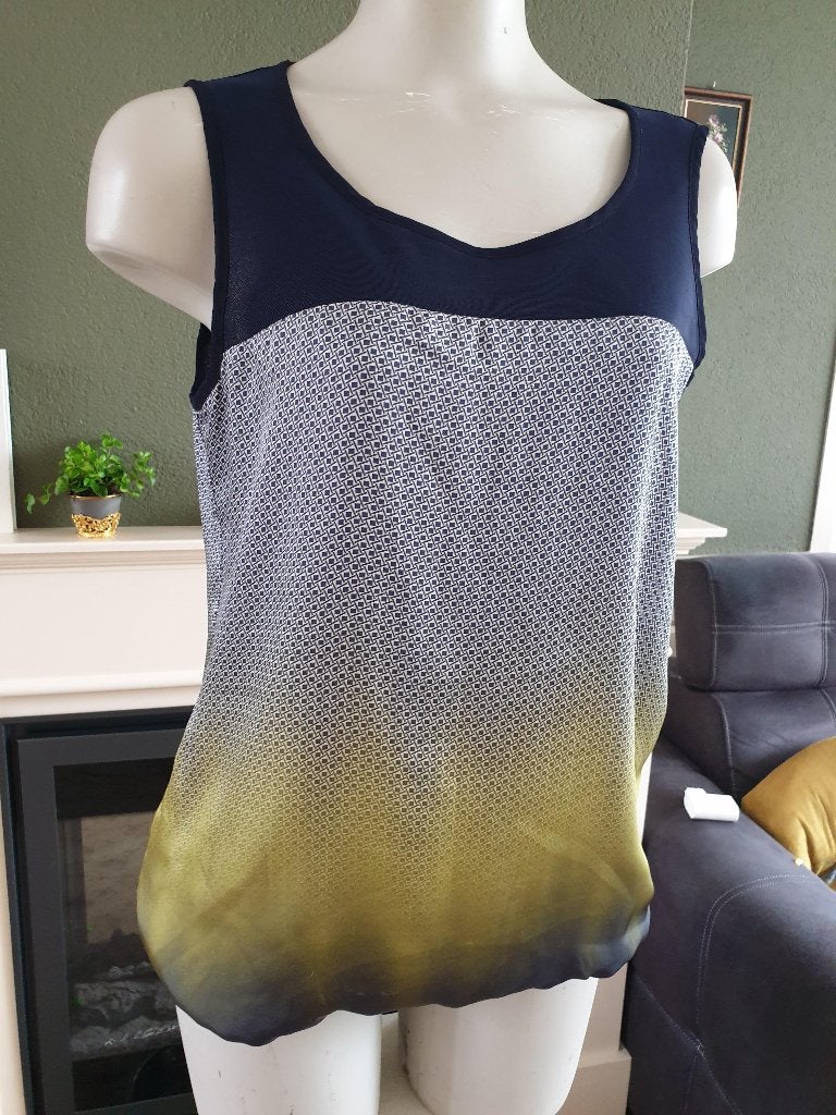 Expresso mooie blauw groene top 38 M shirt, Kleding | Dames, Maat 38/40 (M), Zo goed als nieuw, Zonder mouw, Verzenden