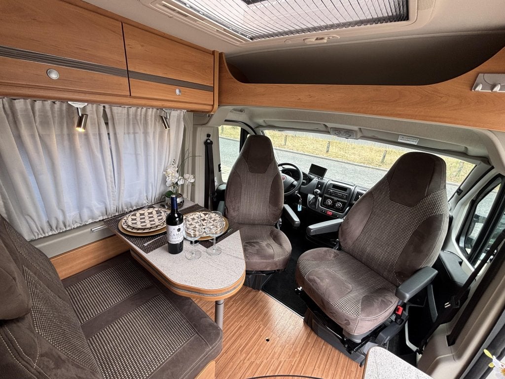 Pössl Roadcruiser ENKELE BEDDEN 9-TRAPS AUTOMAAT TR, Automaat, Fiat, Pössl, 6 tot 7 meter