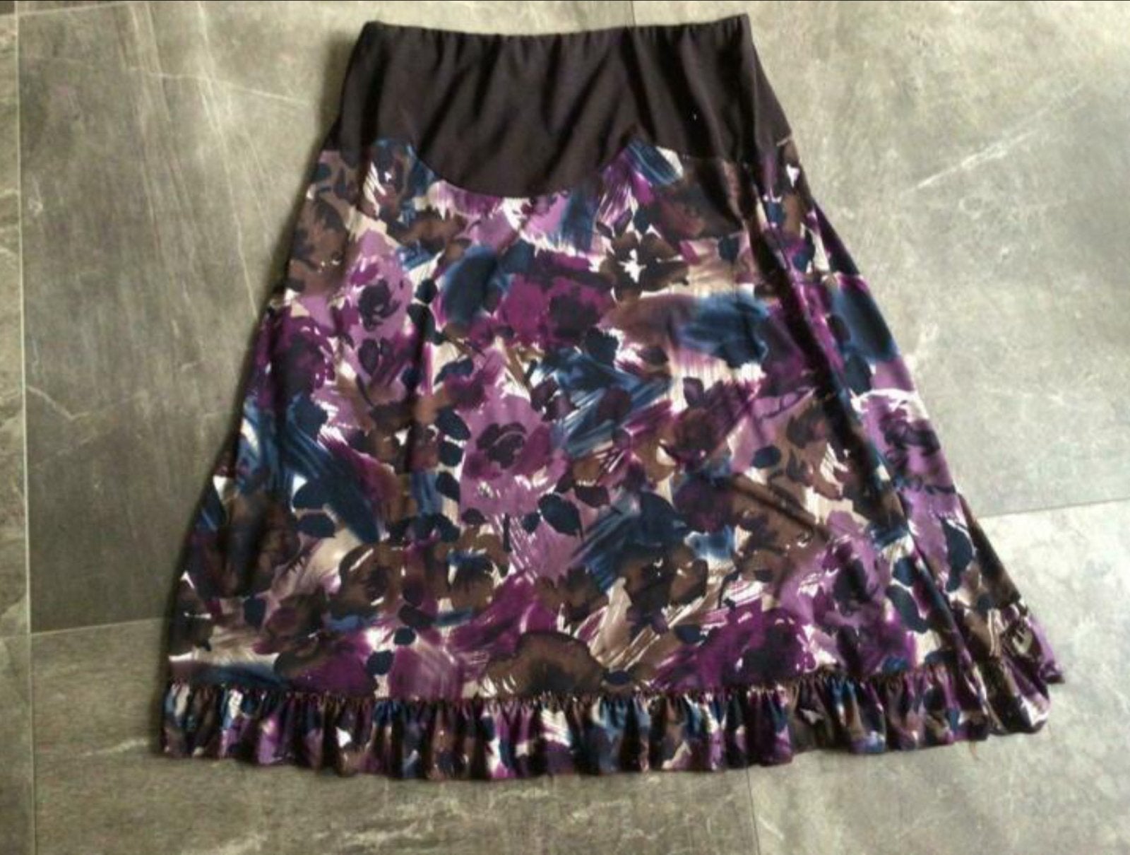 Bloemenprint rok met ruches - Maat L, Kleding | Dames, Meerkleurig, Maat 42/44 (L), Ophalen of Verzenden, Zo goed als nieuw
