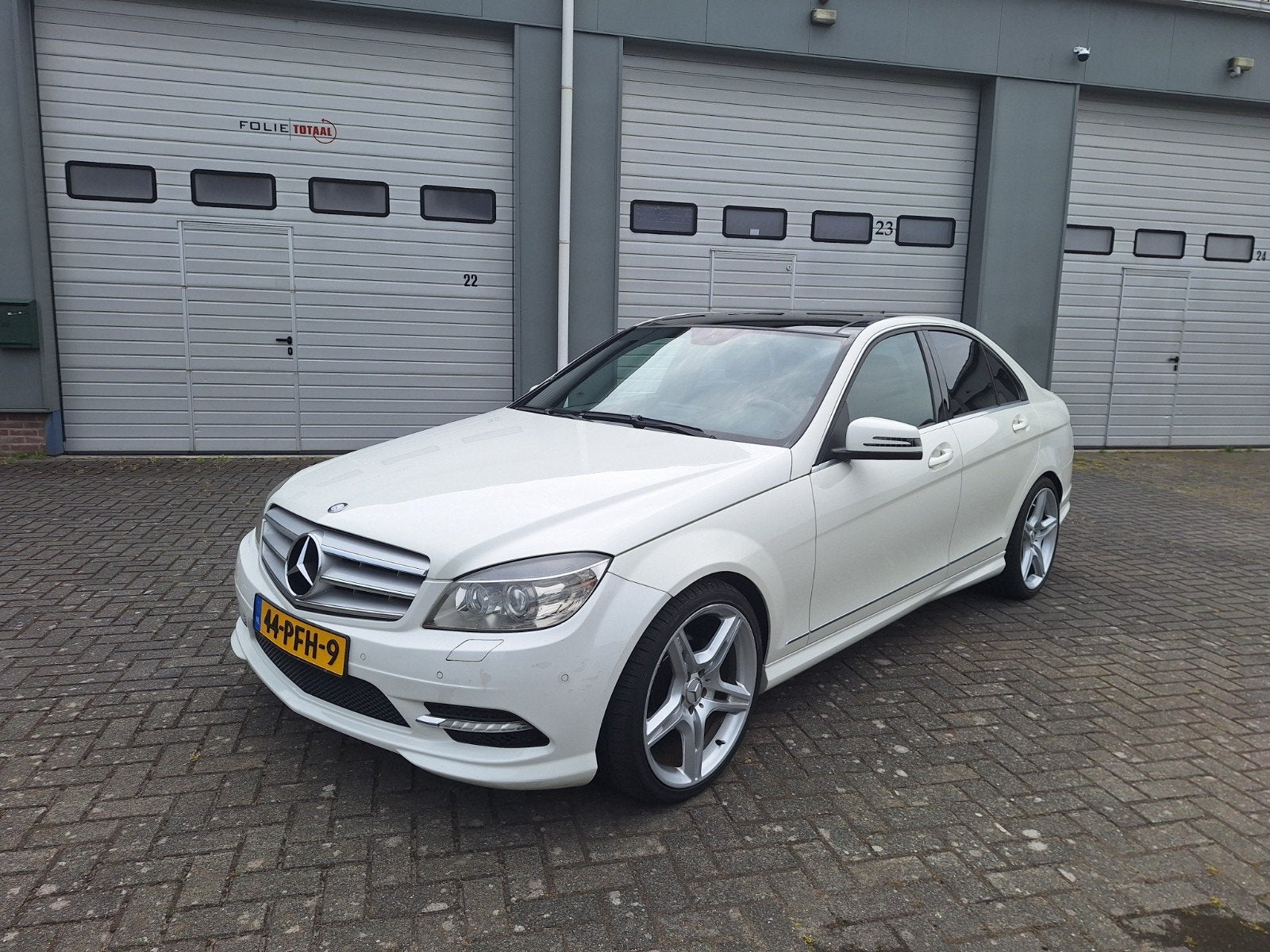 Mercedes-Benz C-Klasse 1.8 C180 Sedan AUT / AMG PAKKET!, Auto's, 745 kg, Achterwielaandrijving, 1800 kg, Zwart