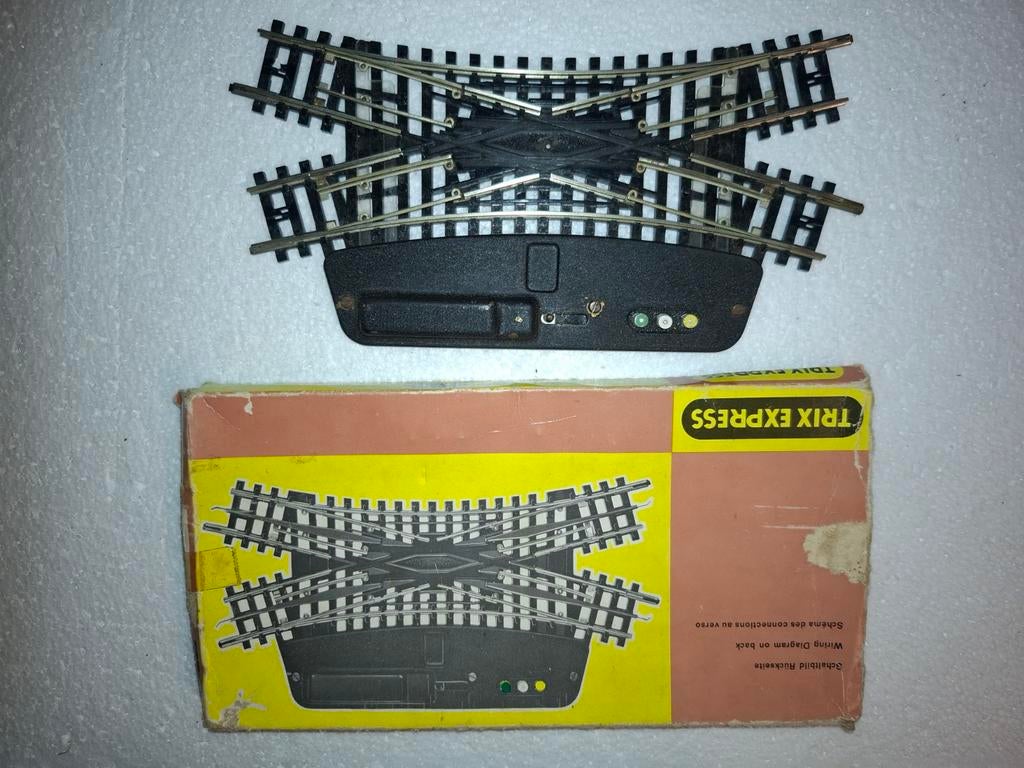 Trix express elektrisch kruis rails in ovp, Gebruikt, Gelijkstroom, Trix, Rails