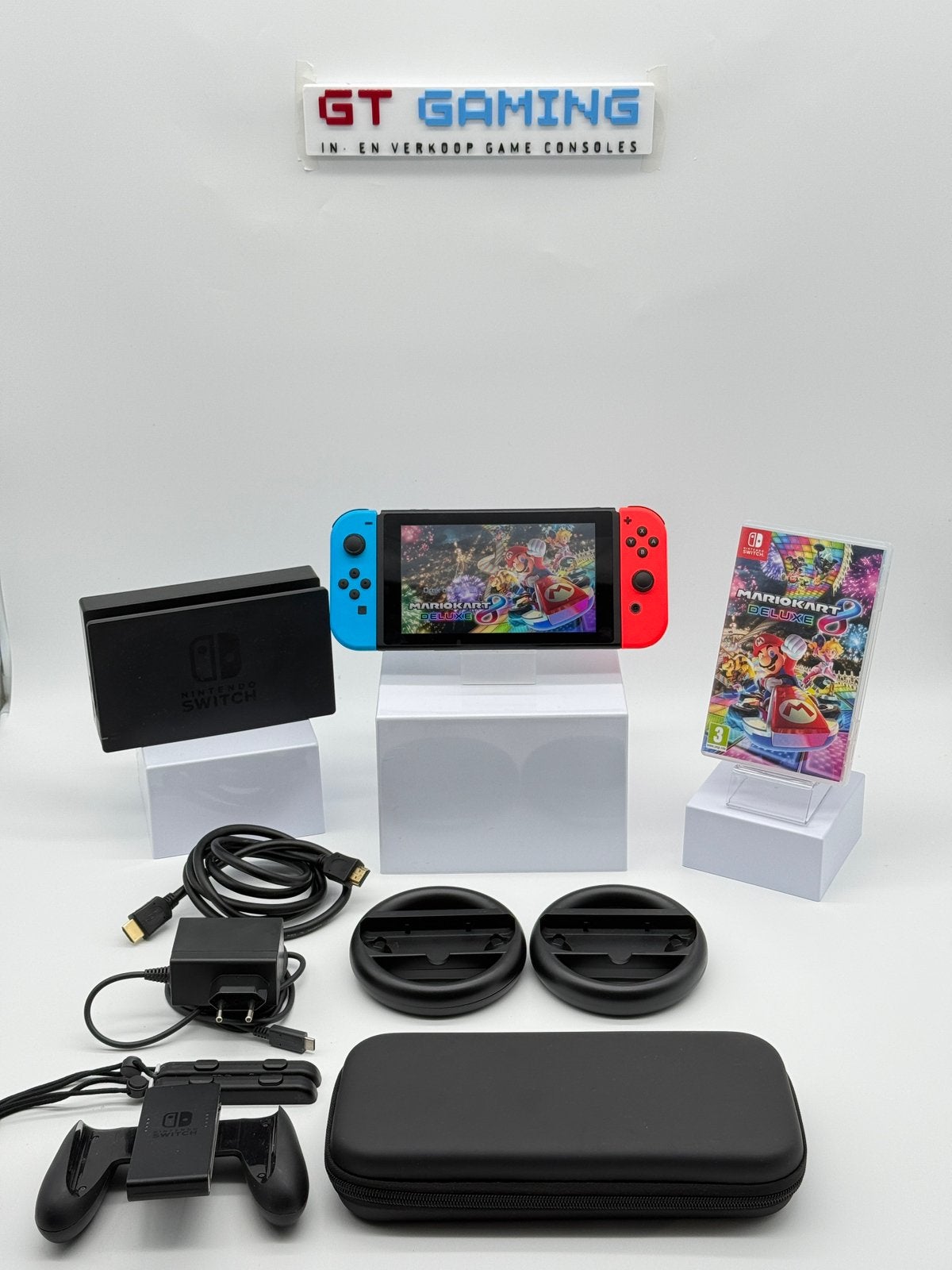 NINTENDO SWITCH NIEUW MODEL 2023 V2 MARIO KART+STUURTJES, Met 2 controllers, Ophalen of Verzenden, Zo goed als nieuw, Met harde schijf
