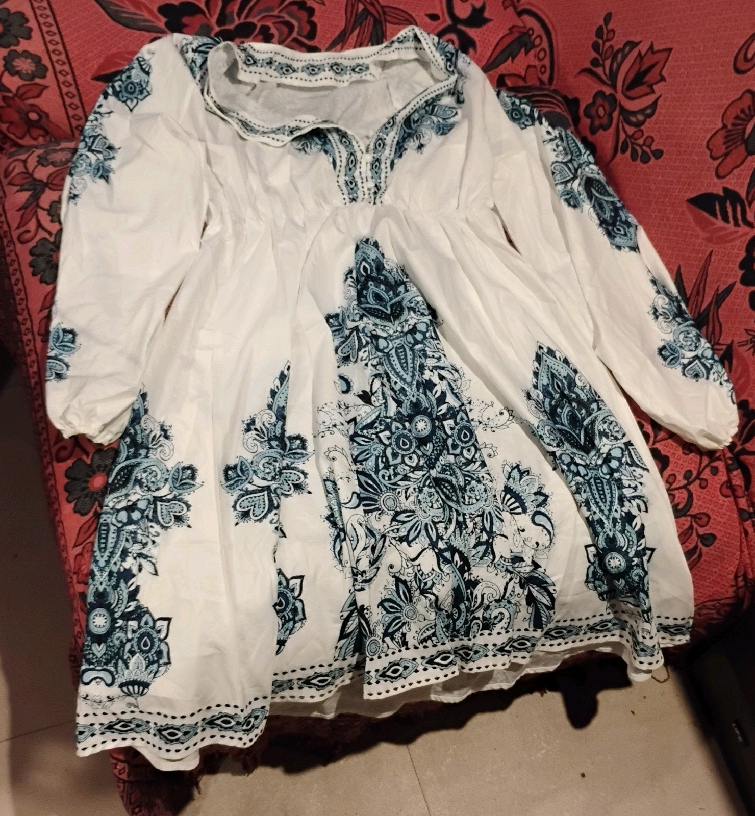 Witte jurk met blauw/groen Paisley patroon Maat XL, Wit, Maat 46/48 (XL) of groter, Ophalen of Verzenden, Knielengte