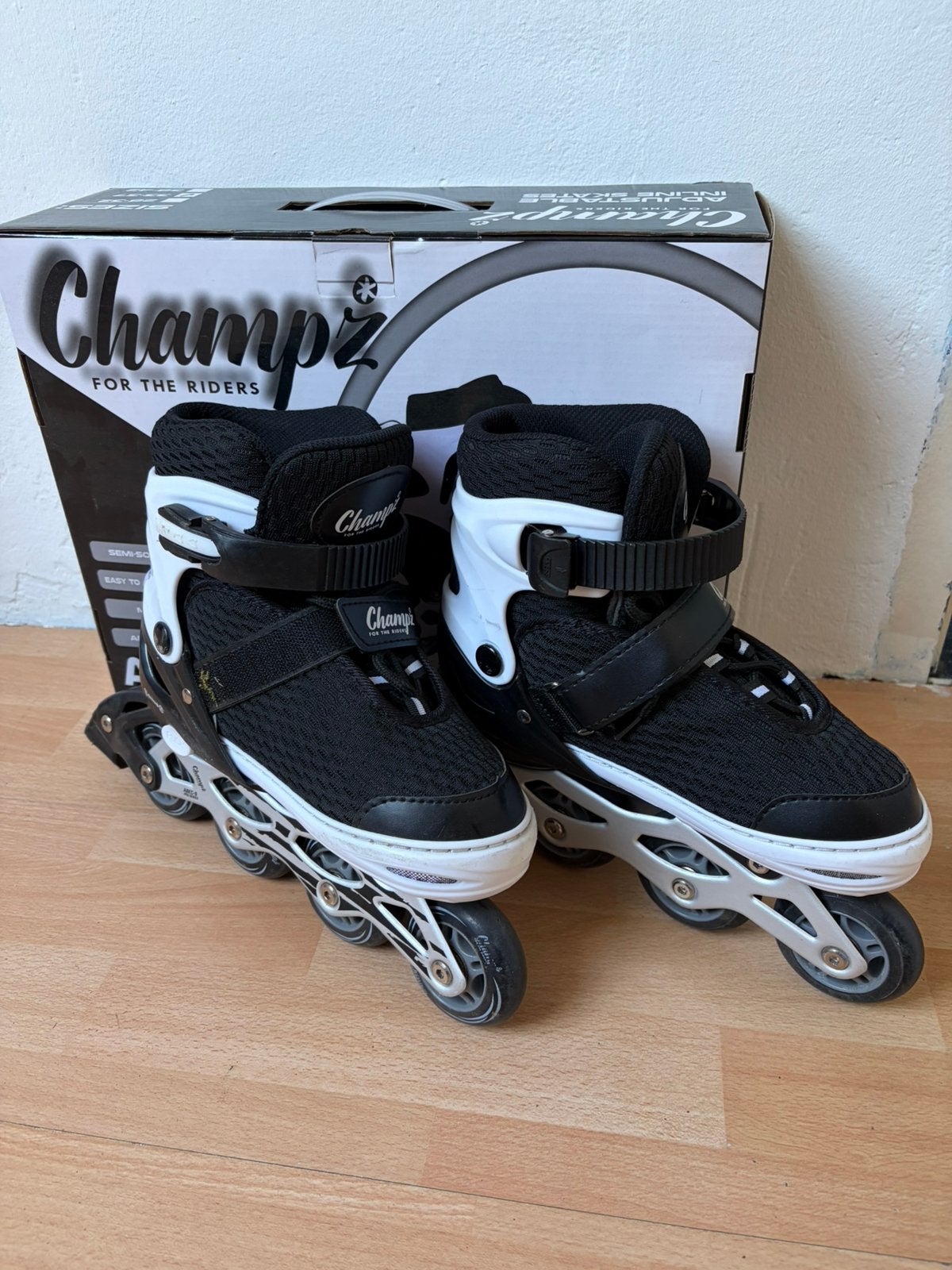 Champz for the riders Adjustable inline skates 4 sizes 33-37, Overige merken, Verstelbaar, Kinderen, Ophalen of Verzenden