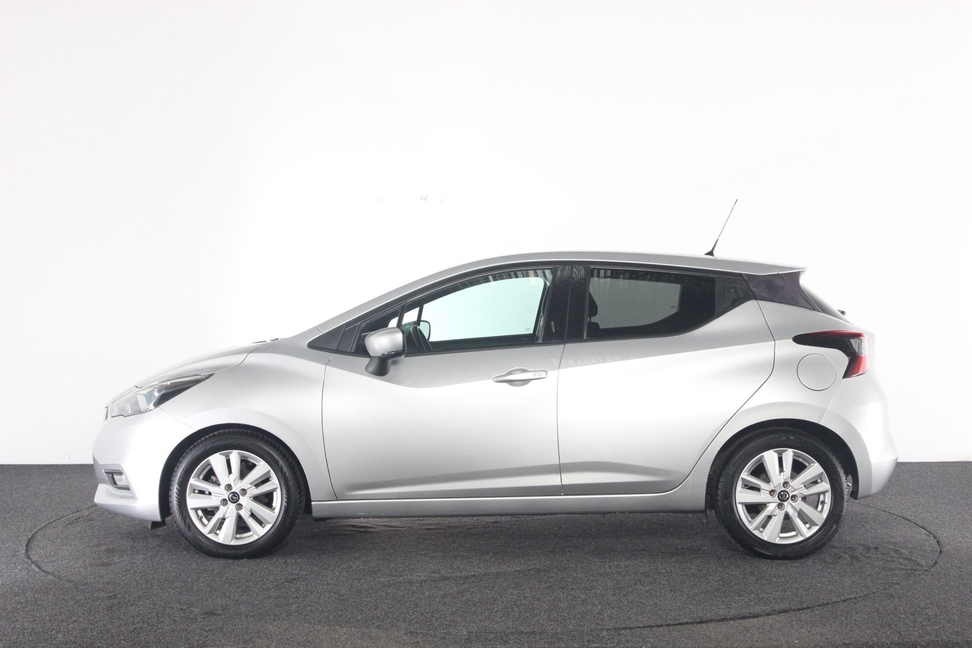 Nissan Micra 1.0 IG-T N-Connecta | NL-auto | navigatie | cam, Auto's, Voorwielaandrijving, Euro 6, Lichtsensor, Origineel Nederlands