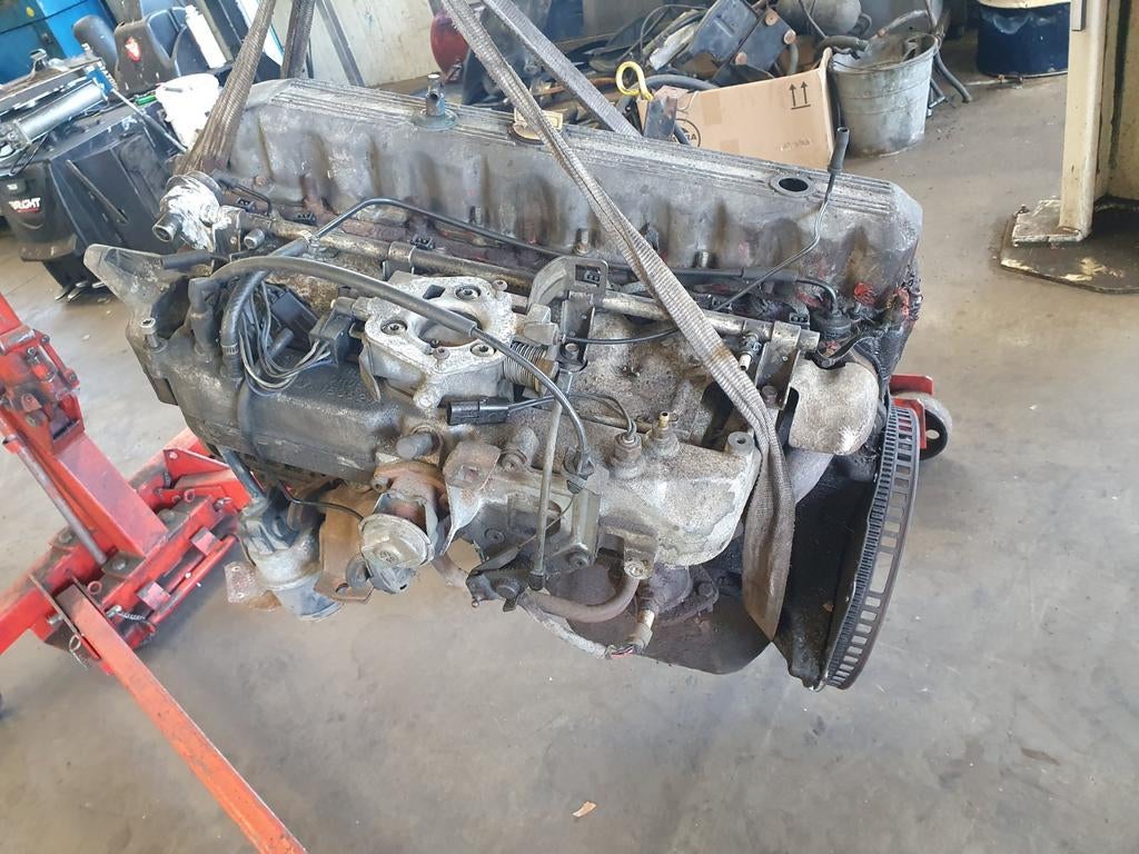 Goede complete Jeep 4.0 liter lowpoort motor., Ophalen, Jeep