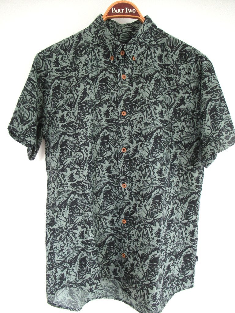 Matinique groen hemd met zwart motief, mt Large, Verzenden, Matinique, Halswijdte 39/40 (M), Zo goed als nieuw