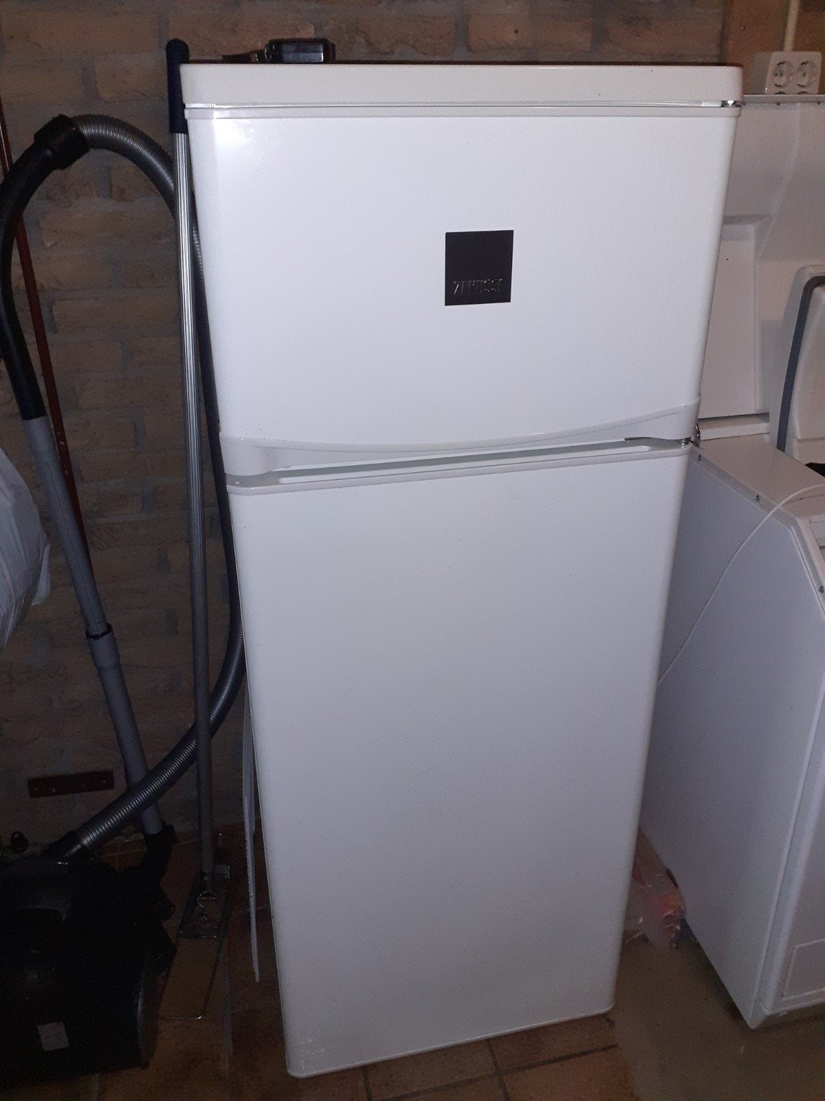 Zanussi koelkast met groot vriesvak, Witgoed en Apparatuur, Koelkasten en IJskasten, Ophalen, Gebruikt, 200 liter of meer, 140 tot 160 cm