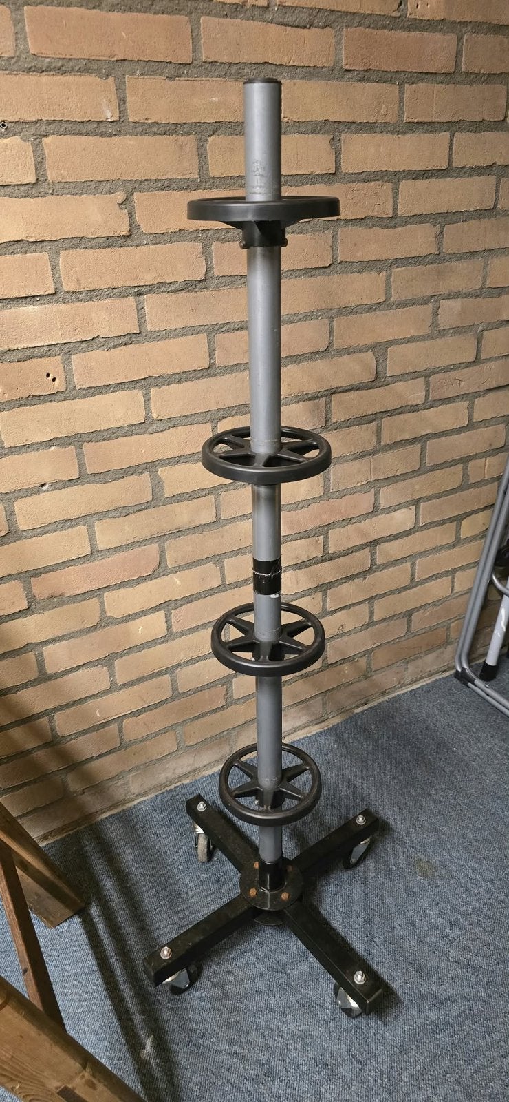 HBM  Bandenopbergrek, Ophalen