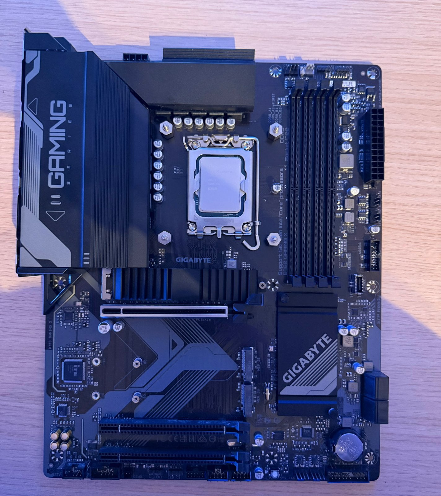 Intel core i5 12600k + gigabyte b760 gaming x ddr5, Ophalen of Verzenden, Gebruikt, Intel, DDR5