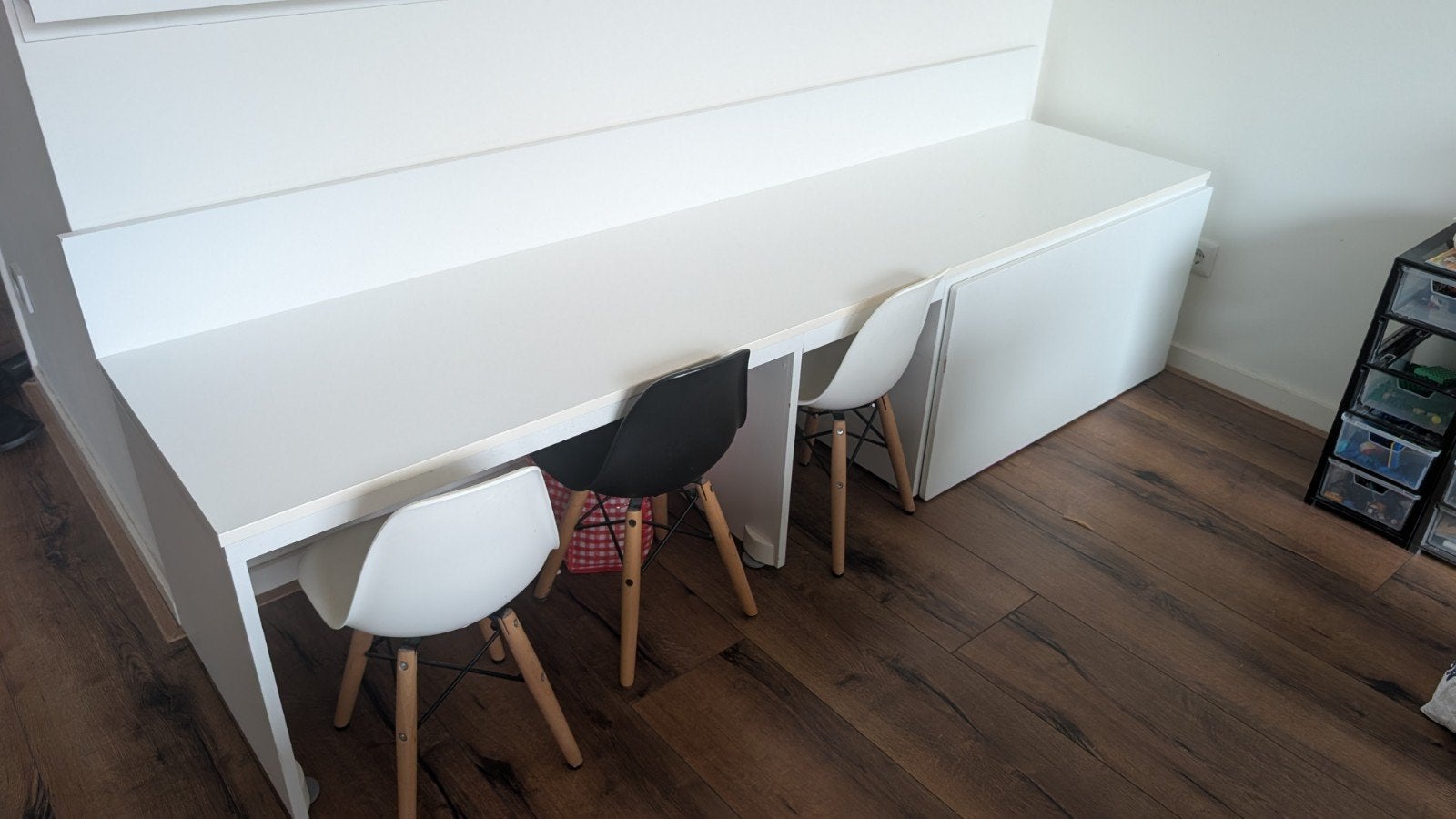 Kinder speel/knutseltafel met opberglade en 3 stoeltjes, Ophalen, Gebruikt, Tafel(s) en Stoel(en)