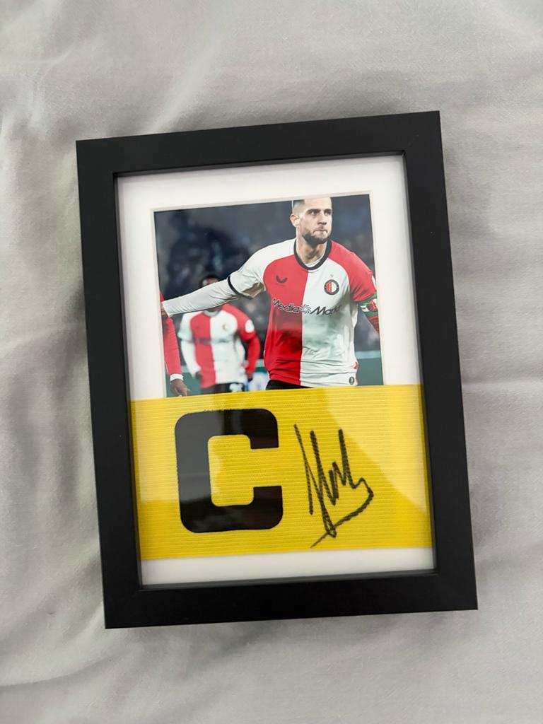 Gesigneerde aanvoerdersband David Hancko - Feyenoord, Ophalen of Verzenden, Zo goed als nieuw, Feyenoord, Overige typen