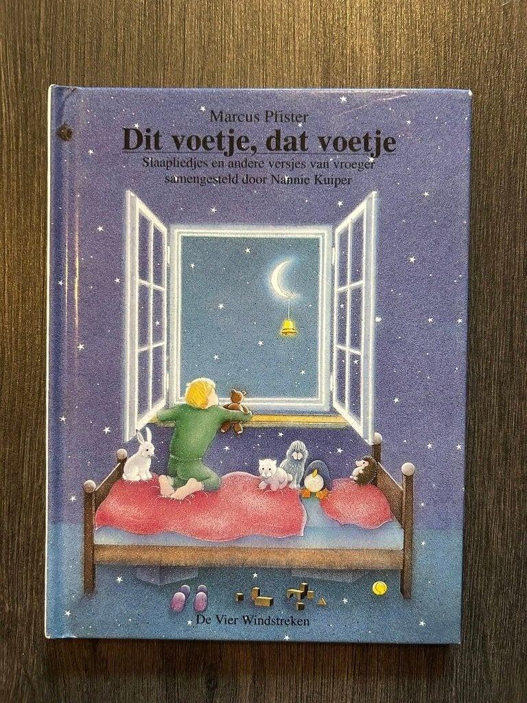 Dit Voetje, Dat Voetje - Nannie Kuiper - De Vier Windstreken, Boeken, Kinderboeken | Baby's en Peuters, Gelezen, Ophalen of Verzenden