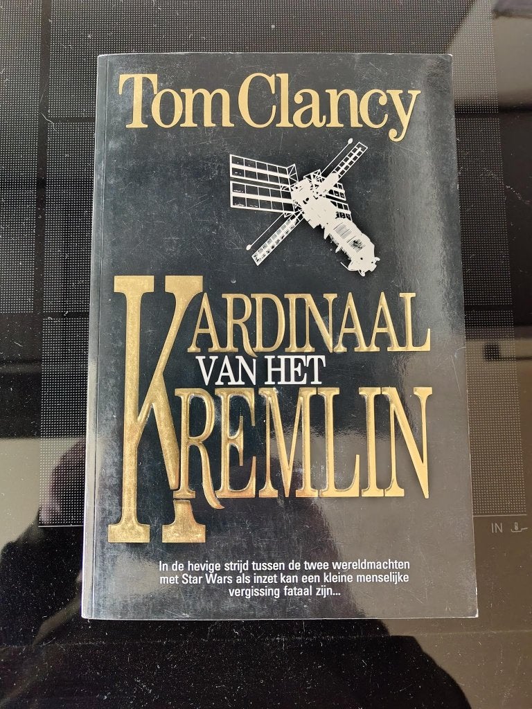 Tom Clancy: Kardinaal van het Kremlin (paperback)., Ophalen of Verzenden, Gelezen