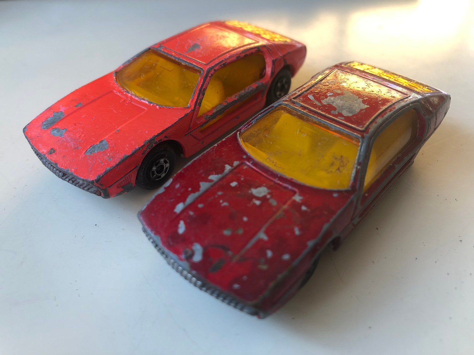 2 x Matchbox Superfast No. 20 Lamborghini Marzal uit 1969, Ophalen of Verzenden, Gebruikt, Auto