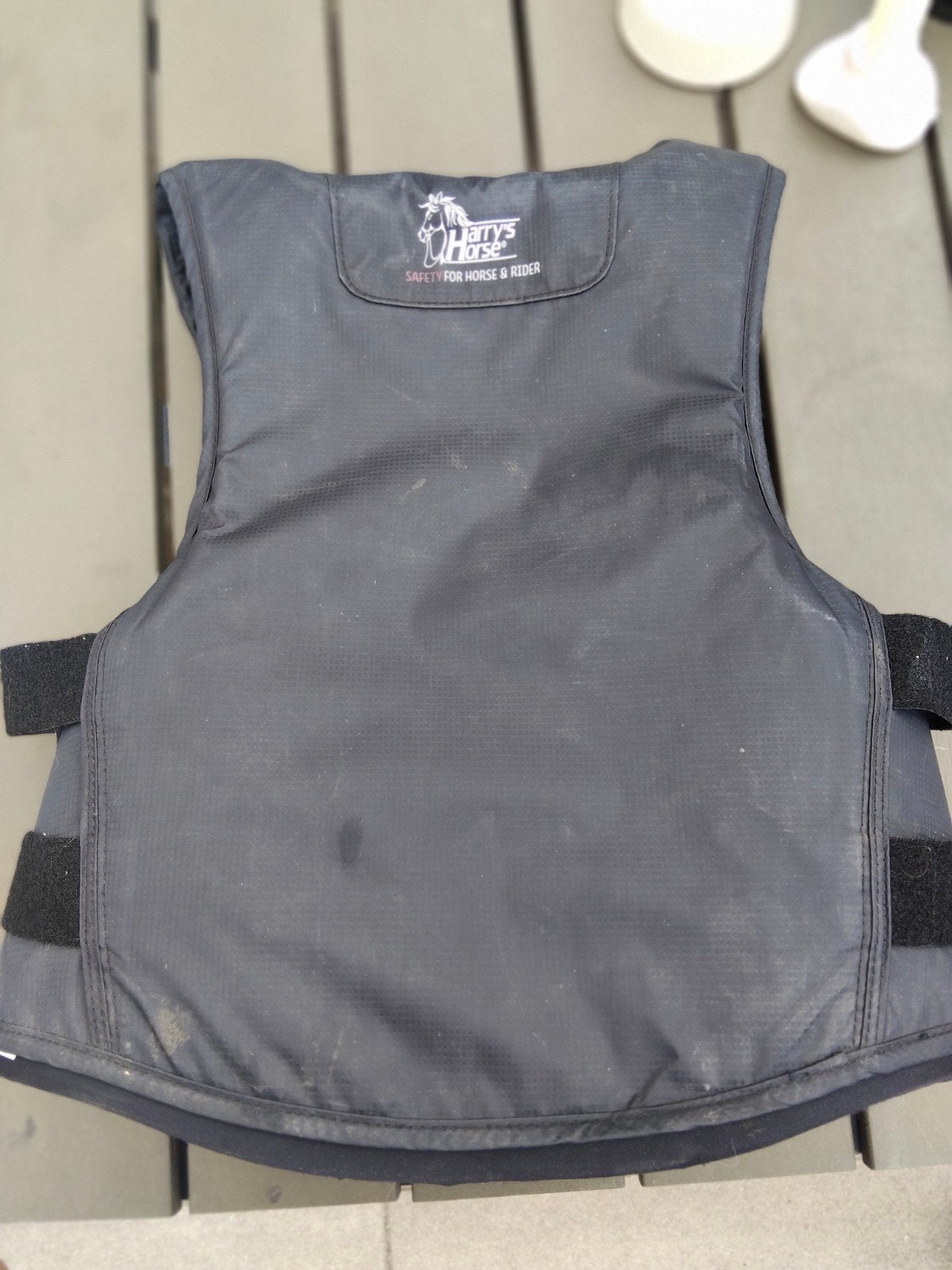 body protector tekoop, Ophalen of Verzenden, Zo goed als nieuw, Springen