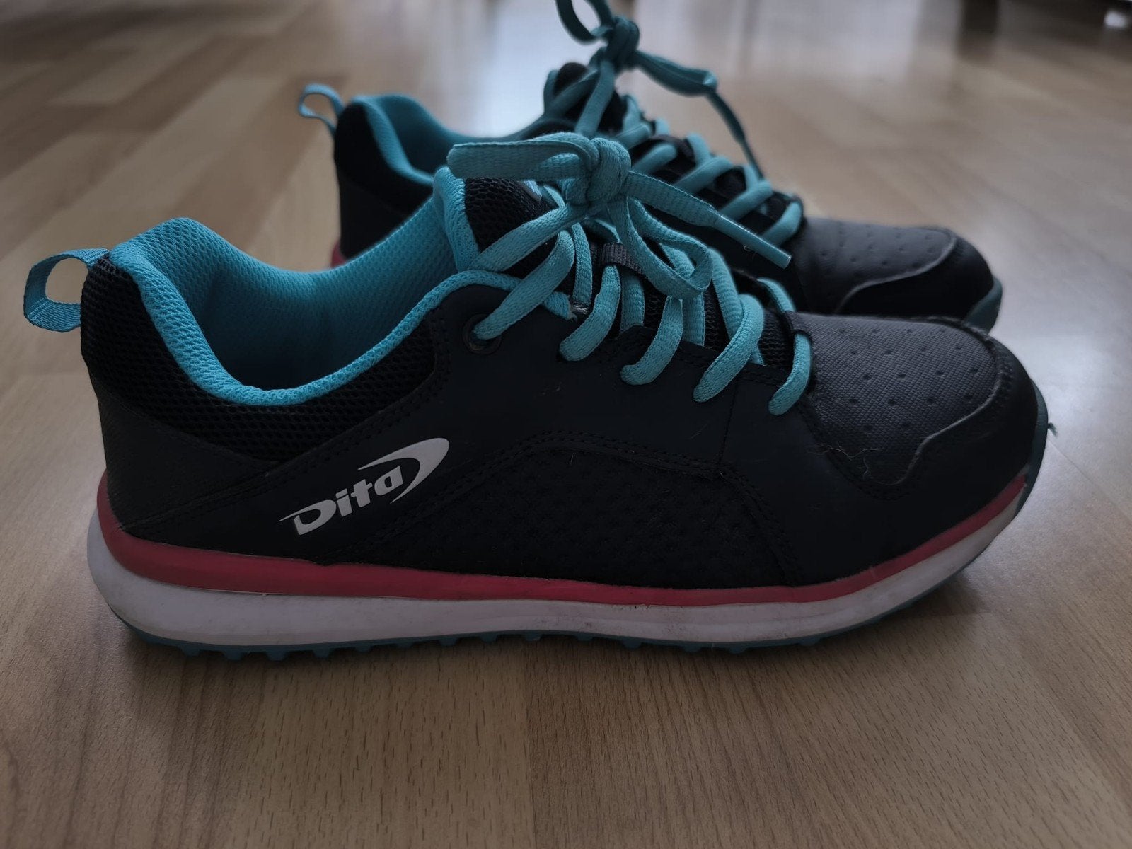 Dita Sportschoenen Maat 38 - Gebruikt, Ophalen, Gebruikt, Schoenen