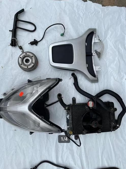Suzuki Burgman An 400 Carb bj2000 Scooter Onderdelen, Ophalen of Verzenden