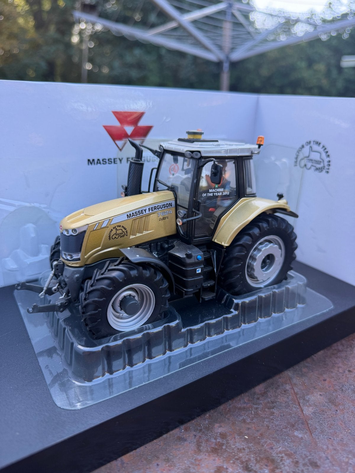 Massey Ferguson MF 7624 Model - Limited Edition, Overige merken, 1:32 tot 1:50, Overige typen, Nieuw