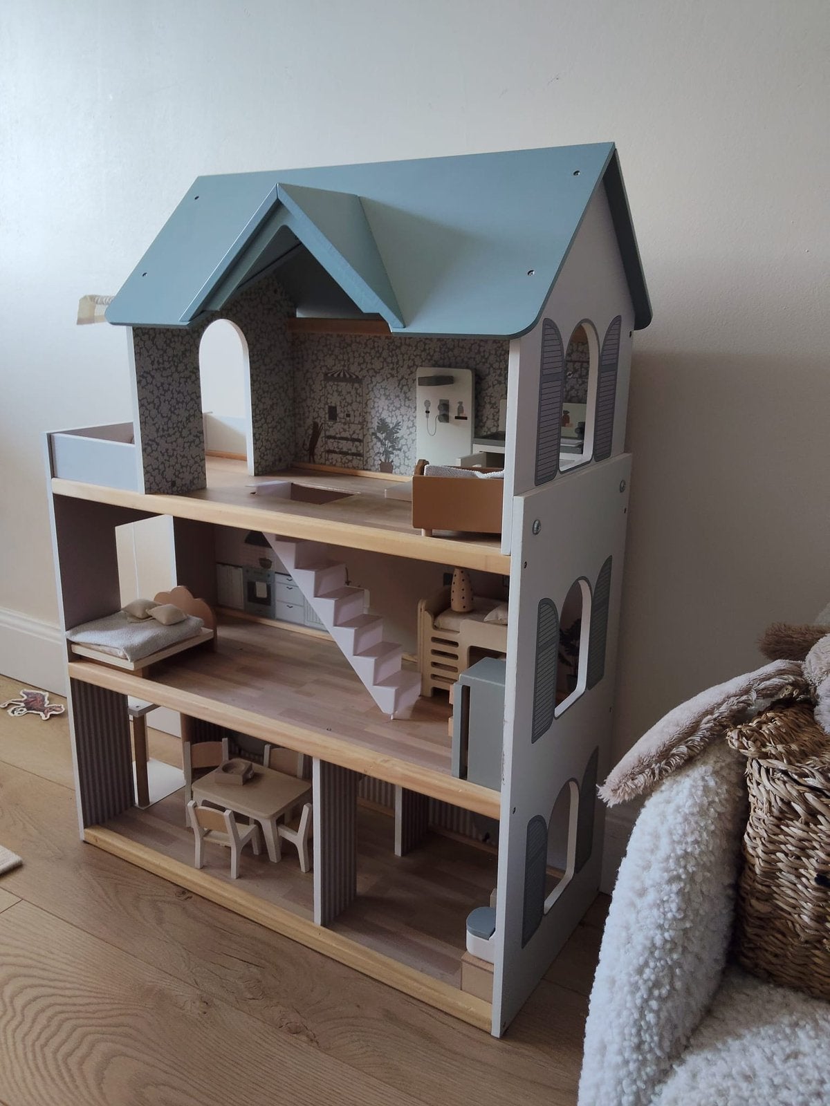 Petite Amélie Houten Poppenhuis, Kinderen en Baby's, Speelgoed | Poppenhuizen, Ophalen, Zo goed als nieuw, Poppenhuis