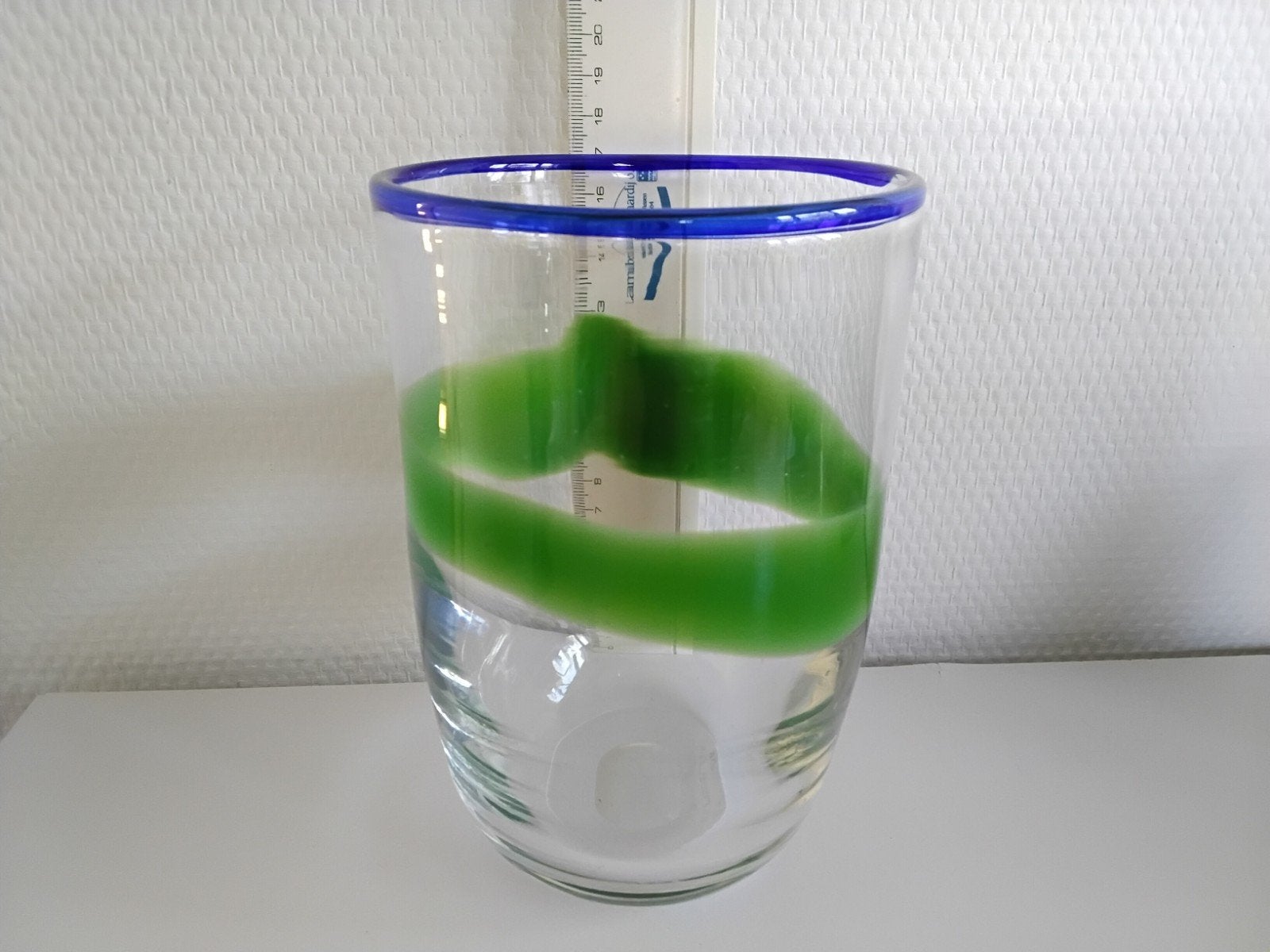Glazen vaas, Zweden Kosta Boda, 1977, Antiek en Kunst, Antiek | Glas en Kristal, Ophalen of Verzenden