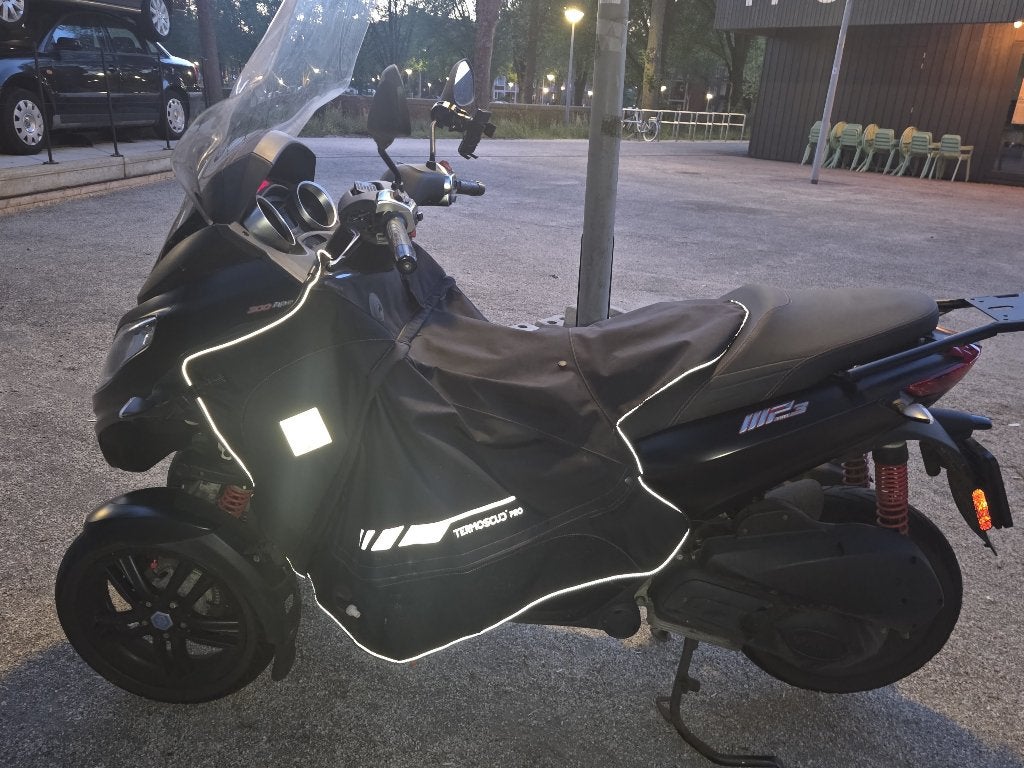 Piaggio MP3 300 HPE | bj 2021 | B-rijbewijs | lage km's, Motoren, Scooter, Particulier, Automaat, 1 cilinder