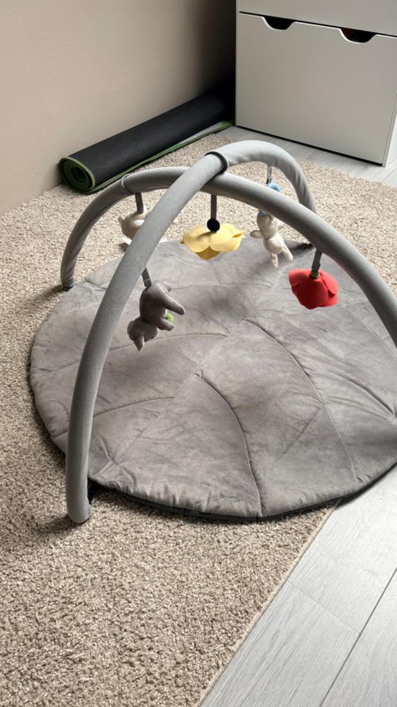 Baby gym van IKEA, Kinderen en Baby's, Speelgoed | Babyspeelgoed, Ophalen, Zo goed als nieuw, Babygym