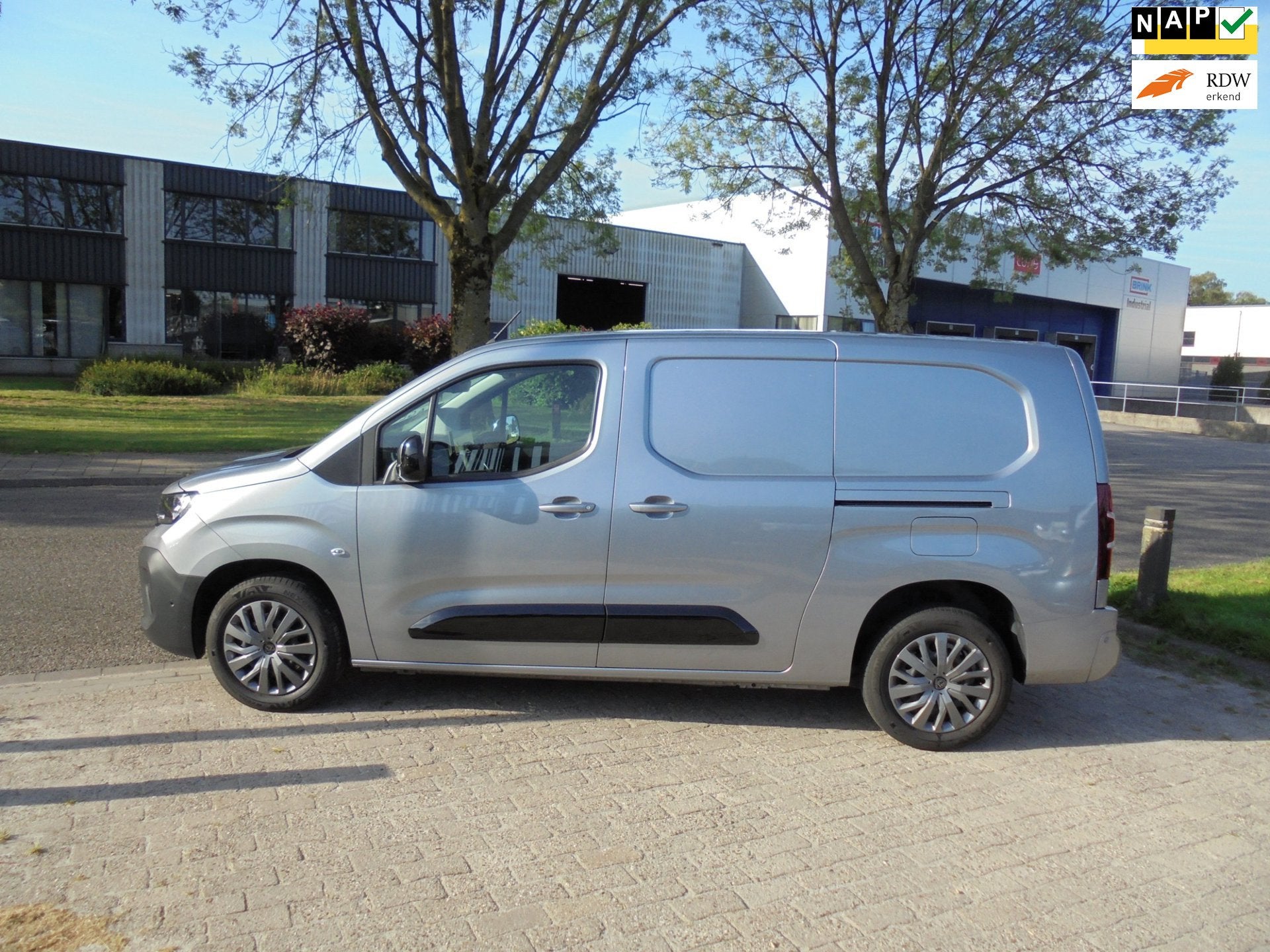 Peugeot PARTNER 1.5 BlueHDi 130 S&S L2 Dubbele schuifdeur, Auto's, Bestelauto's, Voorwielaandrijving, Stof, Gebruikt, 4 cilinders