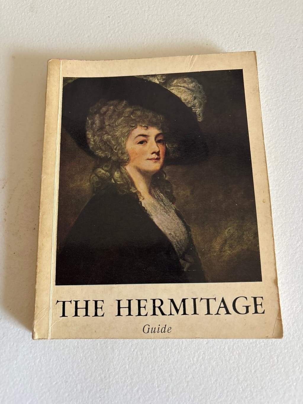 The Hermitage Gids - Aurora Art Publishers 1975, Ophalen of Verzenden, Gelezen, Overige onderwerpen