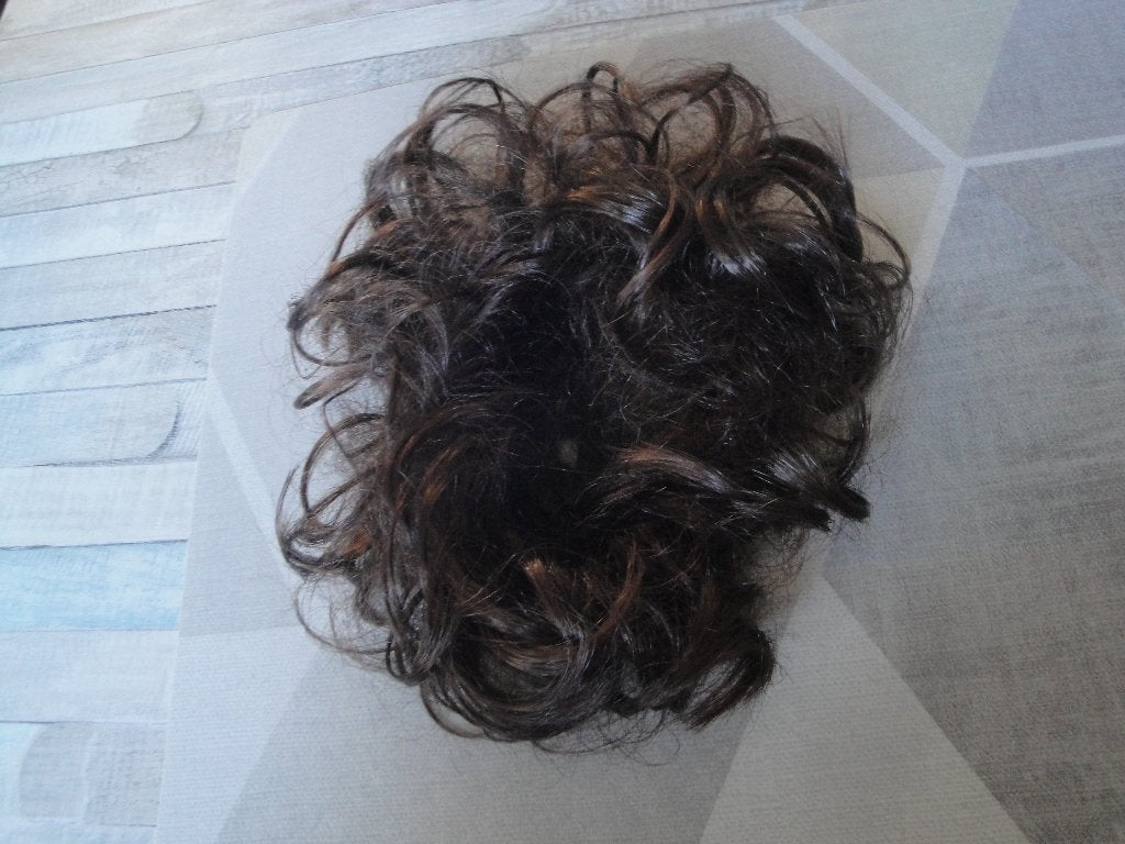 Nieuw! Leuk Donkerbruin Haarstuk, kan als knot enz., Ophalen of Verzenden, Nieuw, Pruik of Haarverlenging