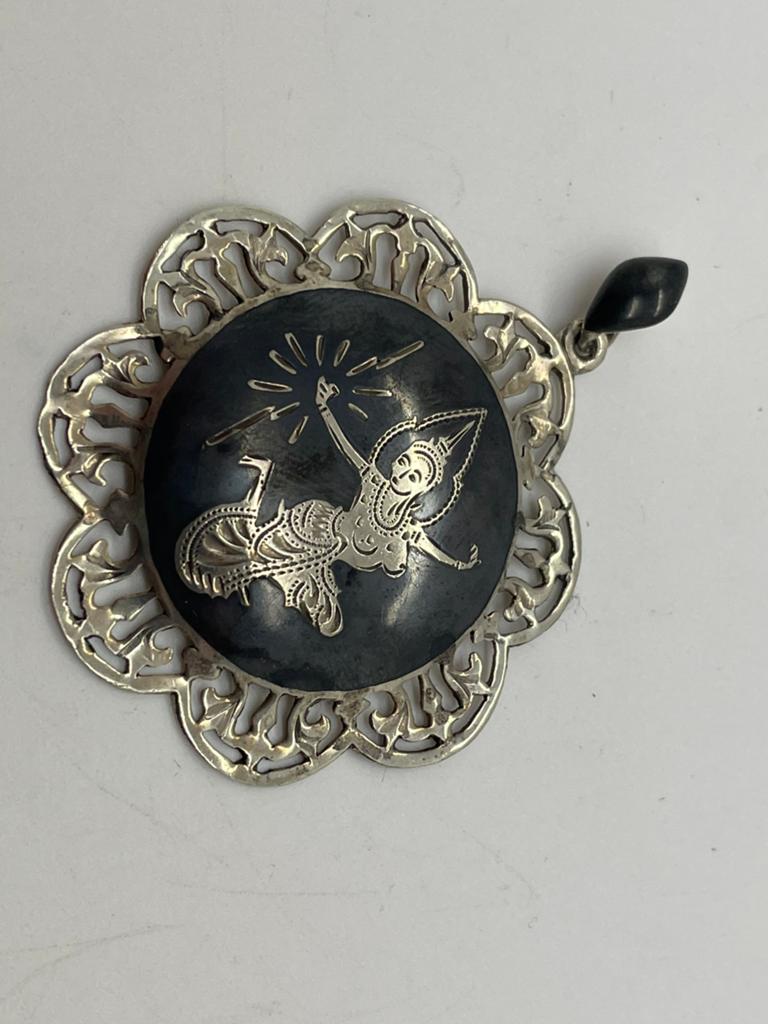E115 Prachtige vintage Siam sterling hanger Niello, Ophalen of Verzenden, Zilver, Hanger