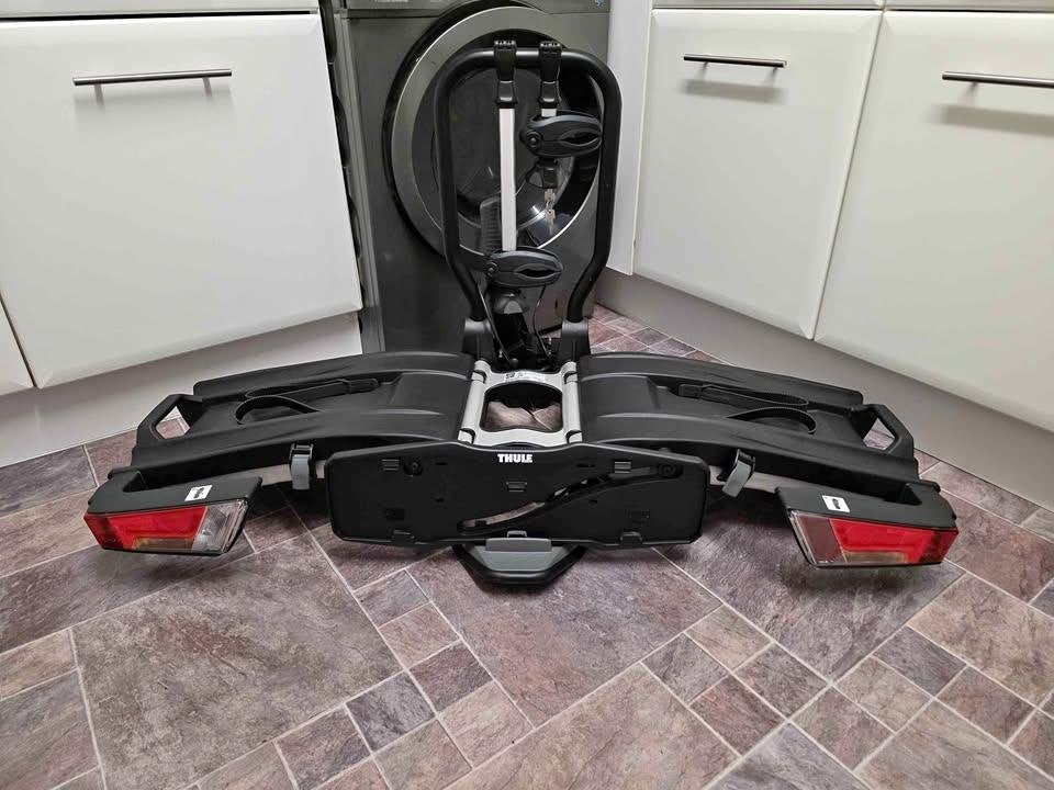 Thule EasyFold XT 2 934, Ophalen of Verzenden, 2 fietsen, Zo goed als nieuw, Trekhaakdrager