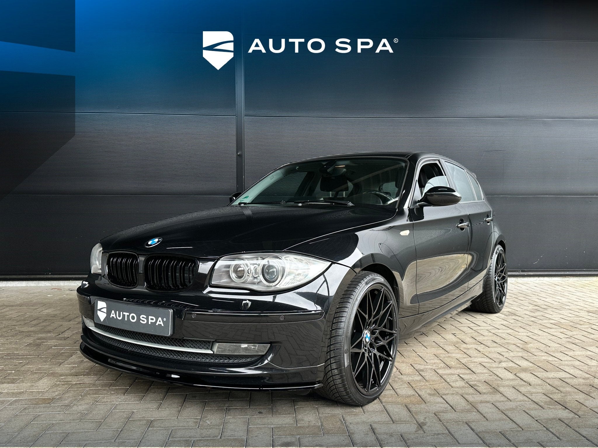 BMW 1 Serie 120i LCI NW KETTING 5-Deurs XENON Youngtimer NAV, Auto's, 1-Serie, 4 cilinders, 1290 kg, Zwart