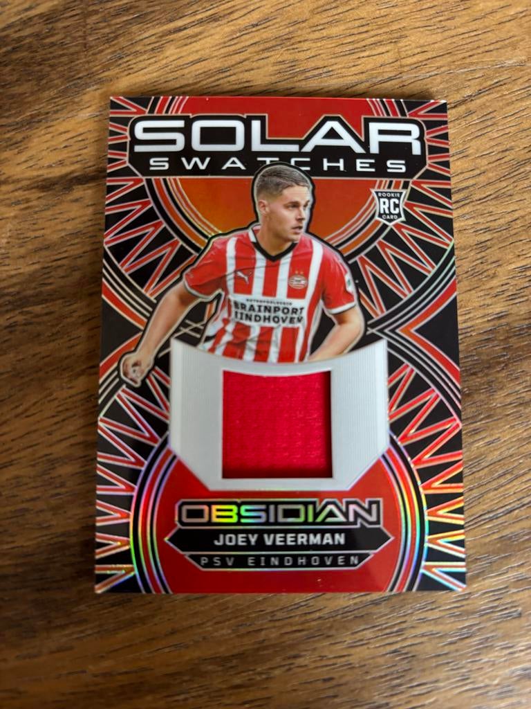 Joey Veerman PSV Obsidian Solar Swatches Rookie Kaart, Verzamelen, Ophalen of Verzenden, Zo goed als nieuw, PSV, Spelerskaart