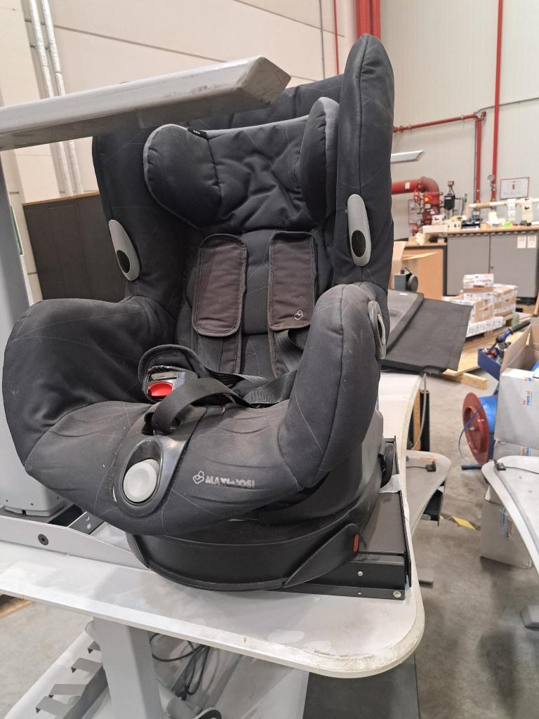 maxi-cosi AxissFix, Kinderen en Baby's, Autostoeltjes, Ophalen, Gebruikt, Verstelbare rugleuning, Isofix